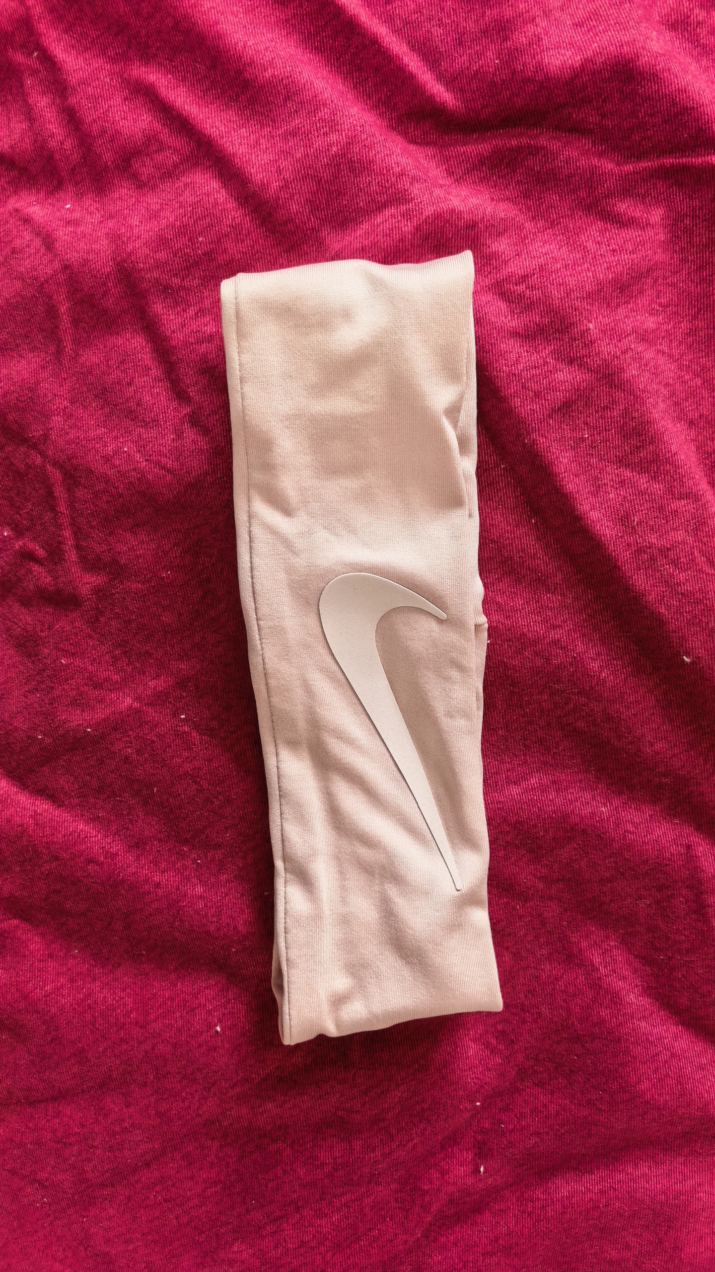 耐克（NIKE）女子运动闪光头带吸汗运动发带止汗带爬山骑行N1003427646OS 实拍图