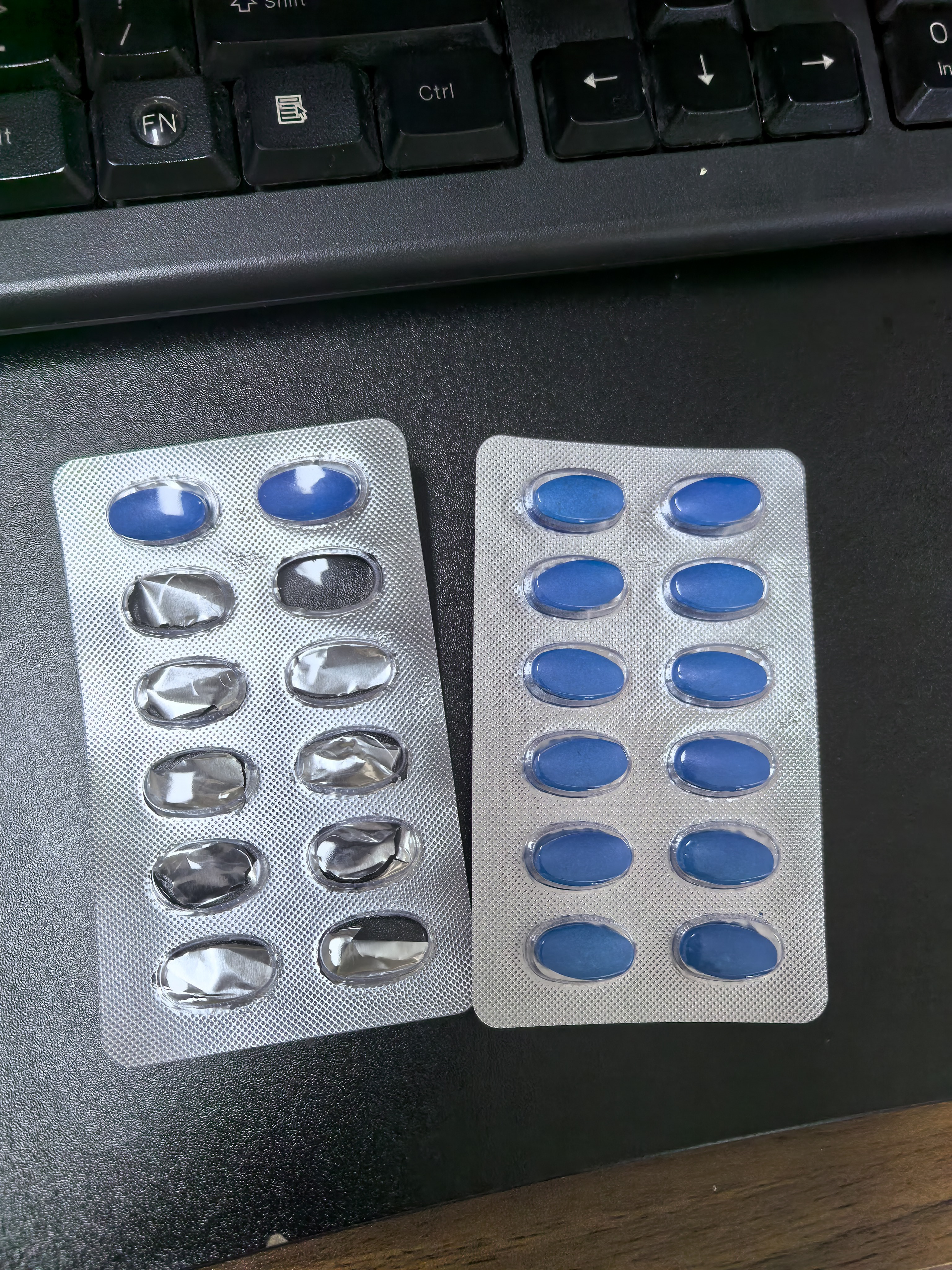 卡西萘维生素b正品黑发乌发素奈改善白发掉发强健发根滋养毛囊 周期装【90%选重白发】 60片*5盒 实拍图