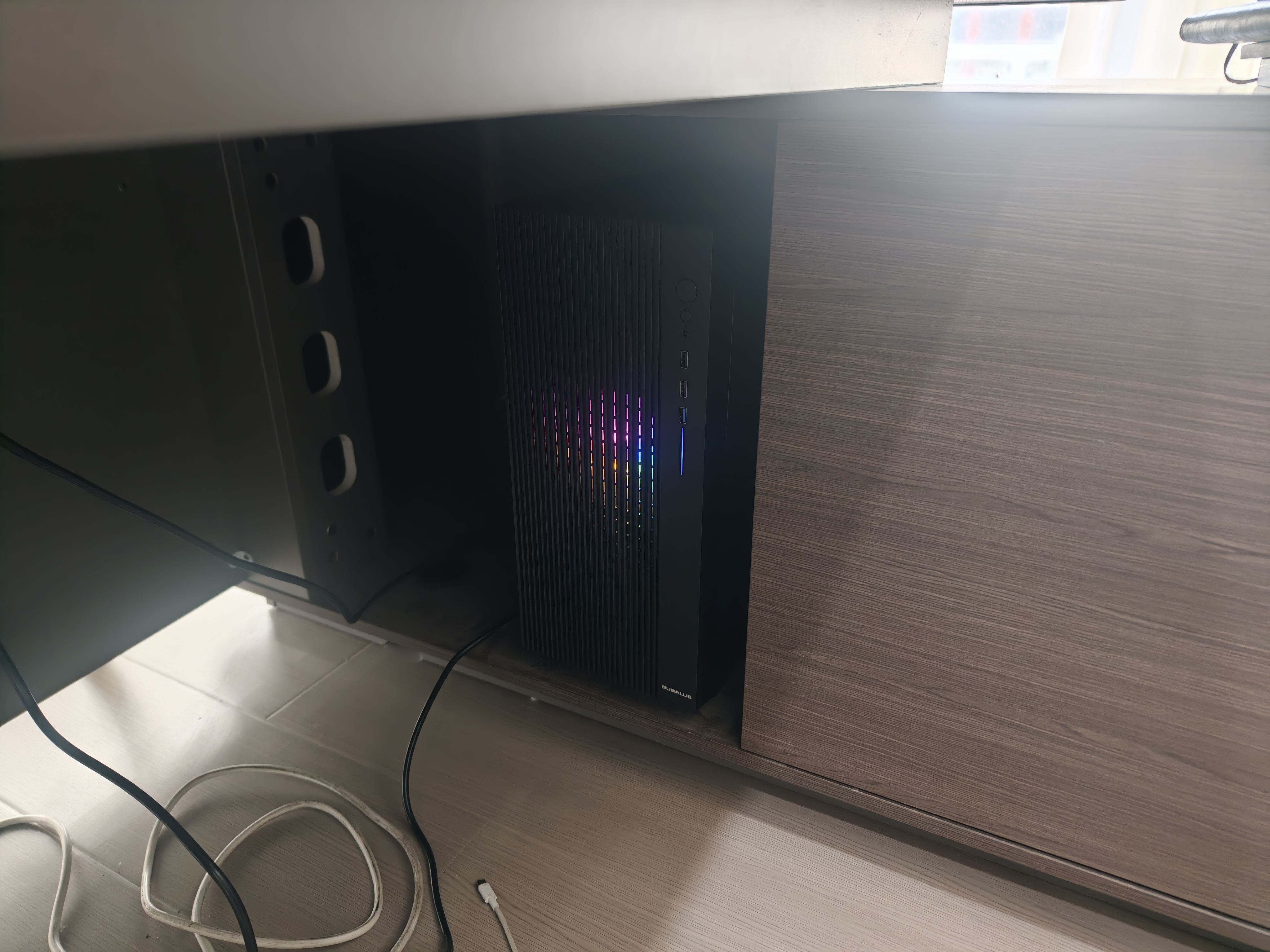 AOC 27英寸2K 260Hz FastIPS快速液晶 0.3ms HDR400 硬件低蓝光 MBR FPS游戏电竞显示器 宙斯盾Q27G4Z 实拍图