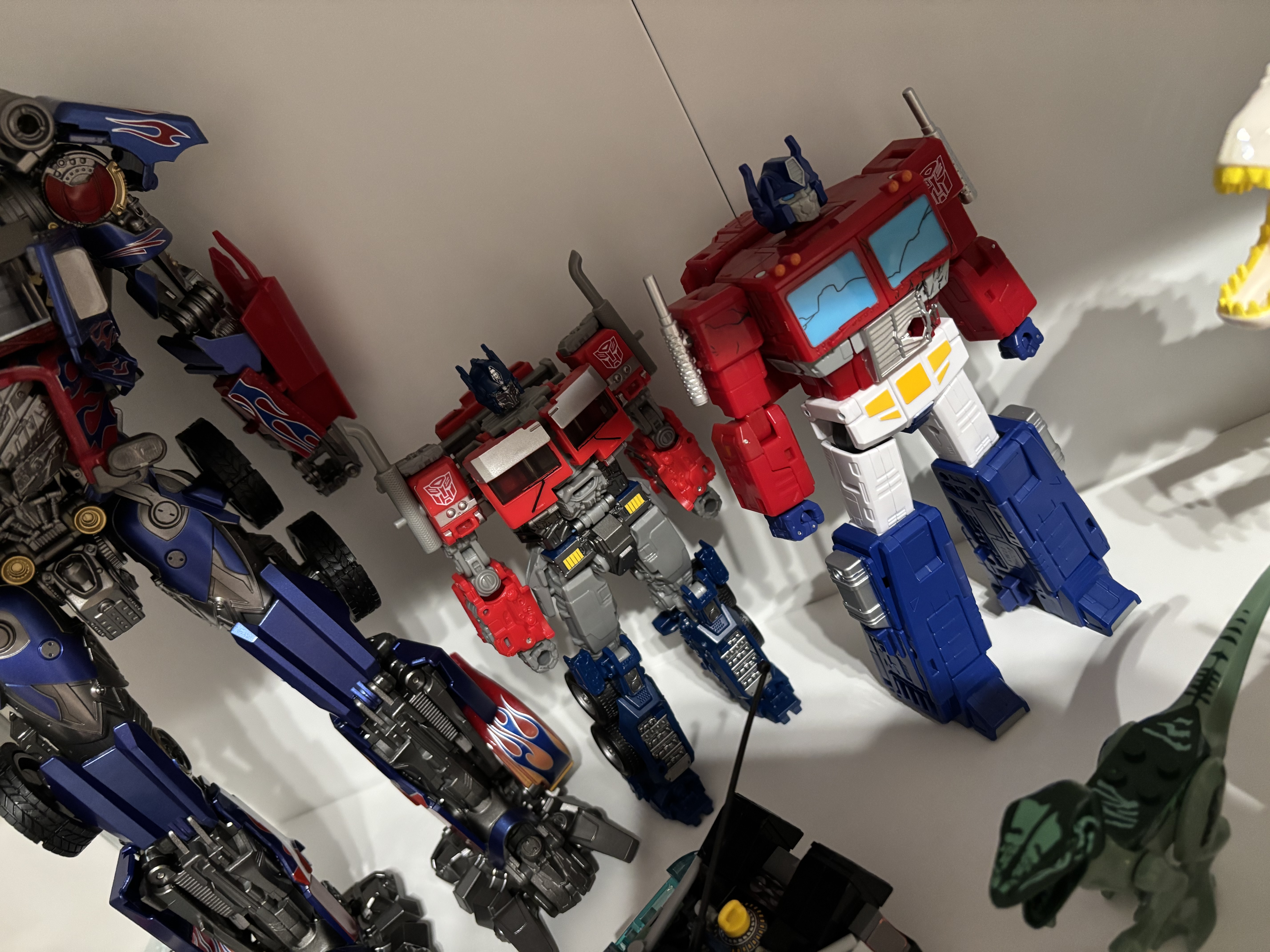 变形金刚（Transformers）玩具工作室系列领袖级86大电影四十周年纪念版战损擎天柱G2250 实拍图