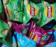 乐事（Lay's）薯片小包装12g多口味原切膨化食品整箱办公室零食大礼包休闲食品 【40包大份量】多口味混合 实拍图