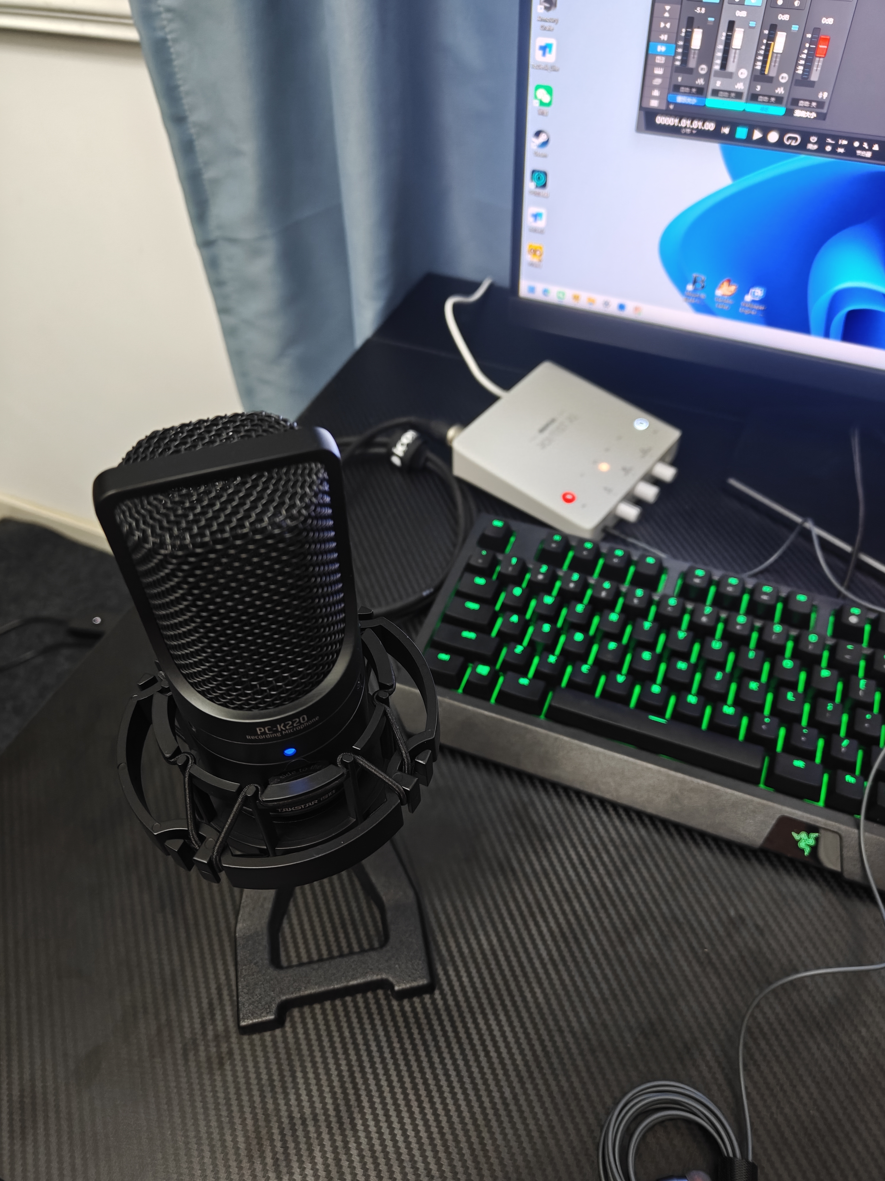 MIDIPLUS外置声卡迷笛Routist R2 OTG GEN II手机电脑唱歌主播直播录音独立设备 单声卡 R2+得胜K220 1对1 专业服务 实拍图