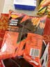 乐事（Lay's）大波浪薯片 香脆烤鸡翅味 135克 休闲零食 膨化食品 实拍图