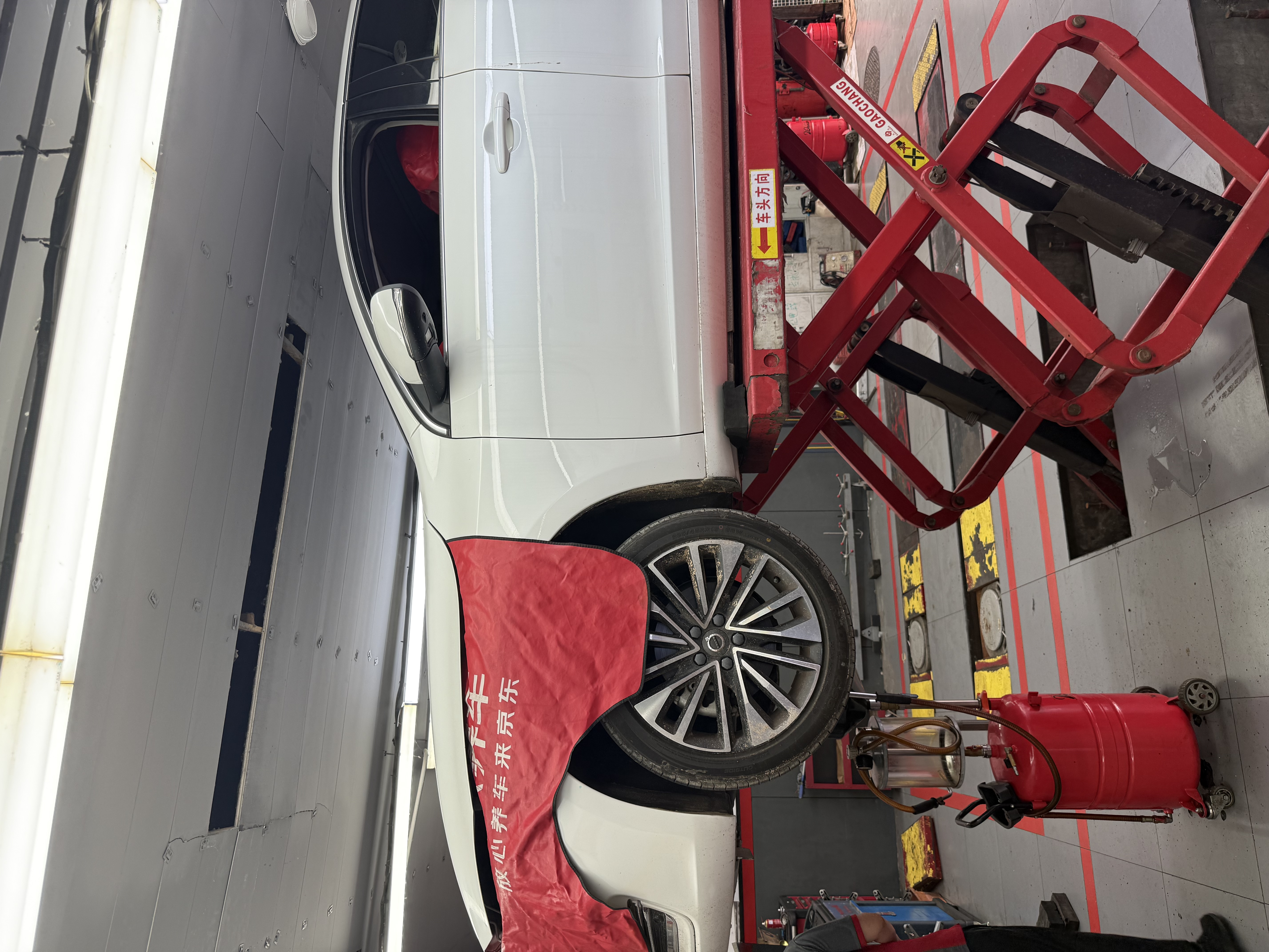 马勒（MAHLE）机油滤芯机滤OX1206D(S60L/XC60小孔机滤/领克03/星越L/星瑞2.0T) 实拍图