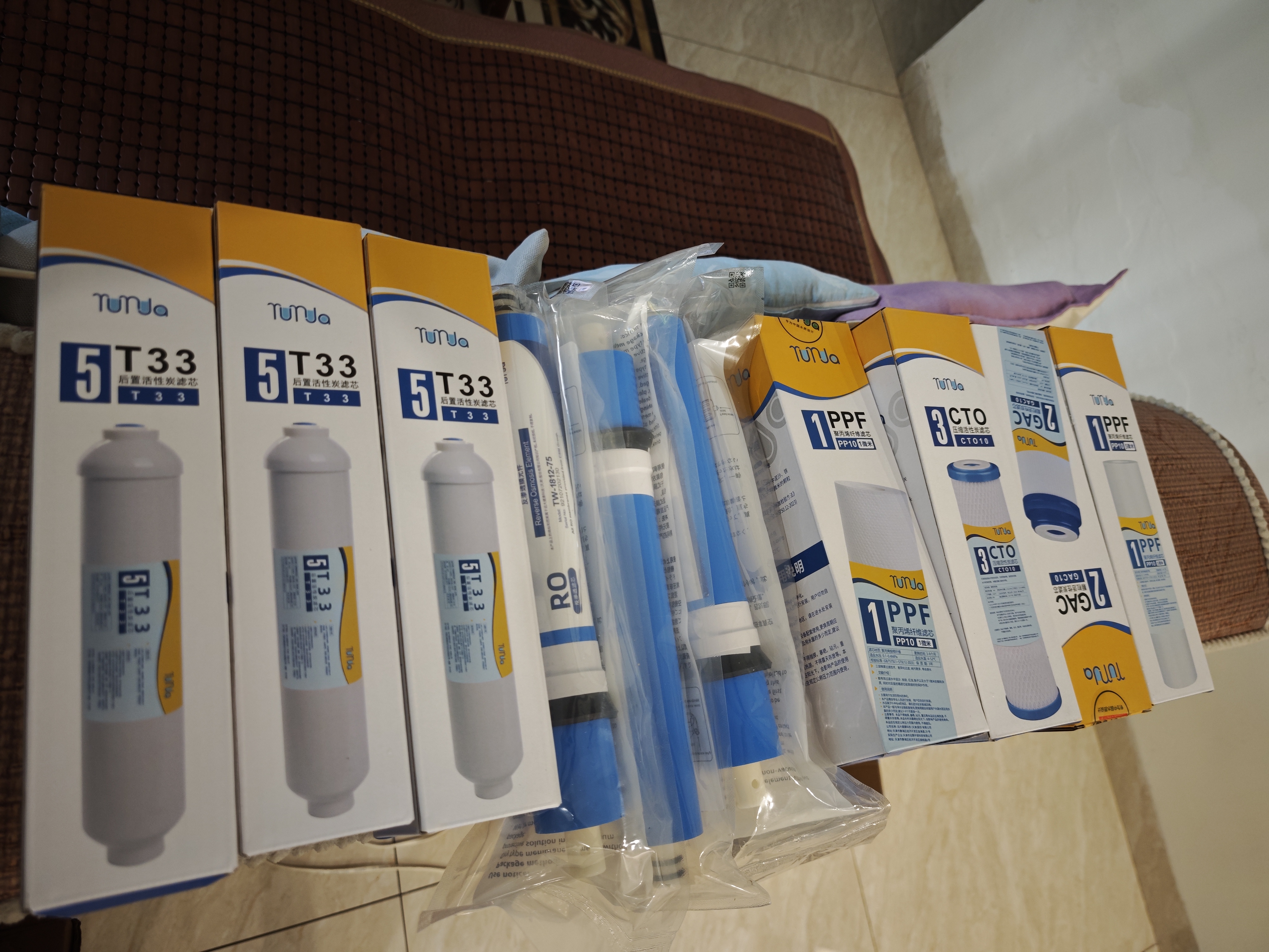远大健科 rurua净水器滤芯通用10寸家用套装升级160克重pp棉活性炭滤芯压缩碳净水机纯水机前三级滤芯4支装 实拍图