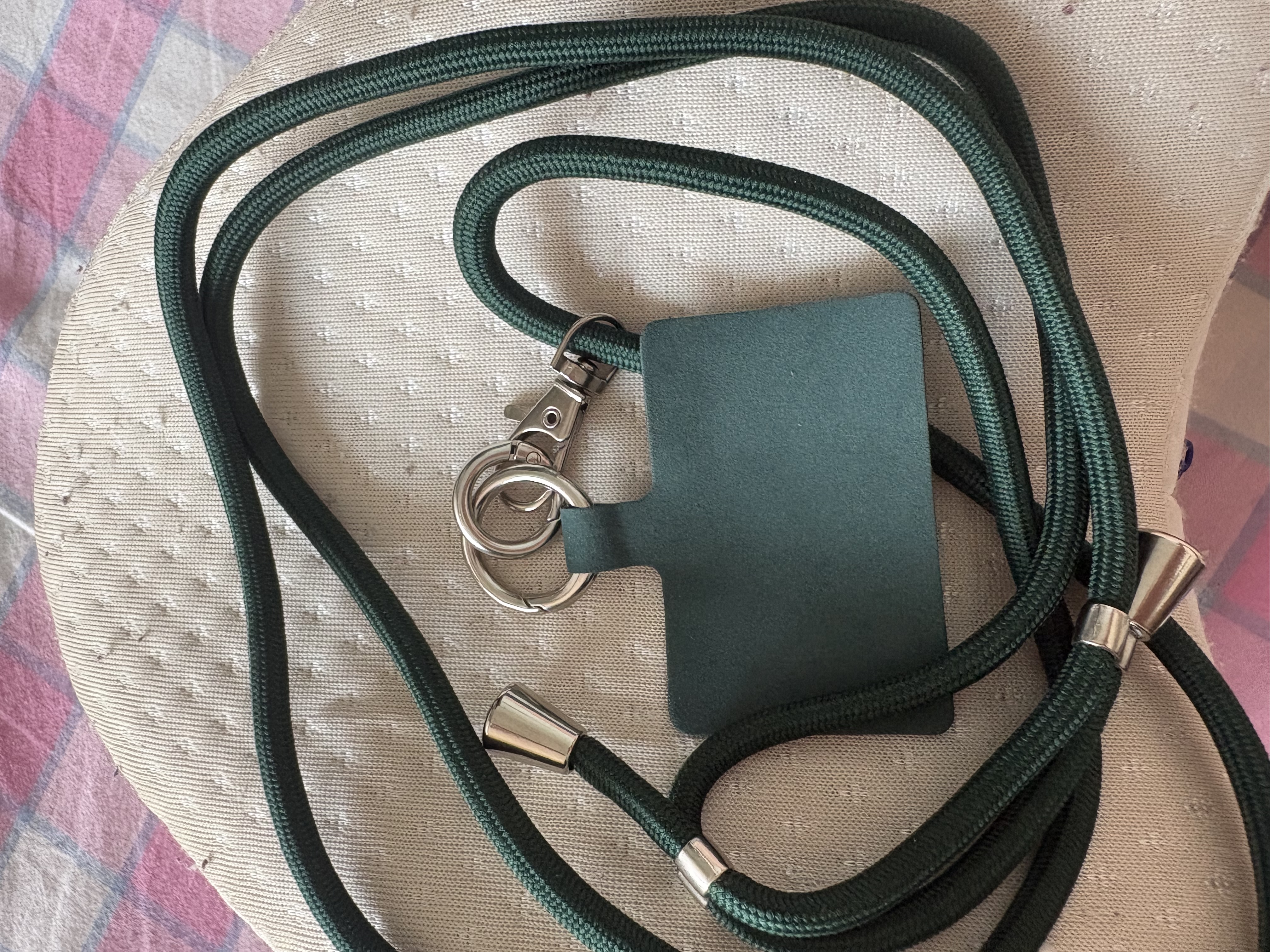 手机挂绳挂脖斜挎尼龙 防盗带贴片可背伸缩可调节万能手机壳结实耐用长款不勒脖钥匙卡套多功能 长款墨绿【赠送指环扣+夹片】 实拍图