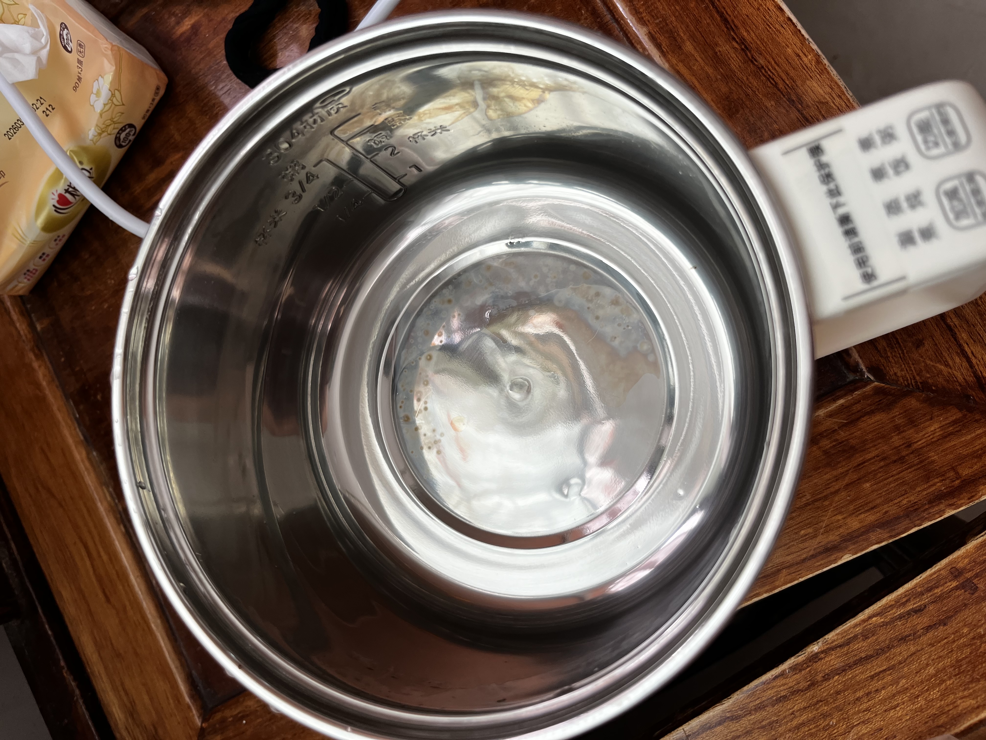 小熊（Bear）电煮锅1-2人用 宿舍小电锅 可煮饭多功能泡面锅 0涂层不锈钢家用电热锅1.7L 配蒸笼 DRG-N17R3 实拍图