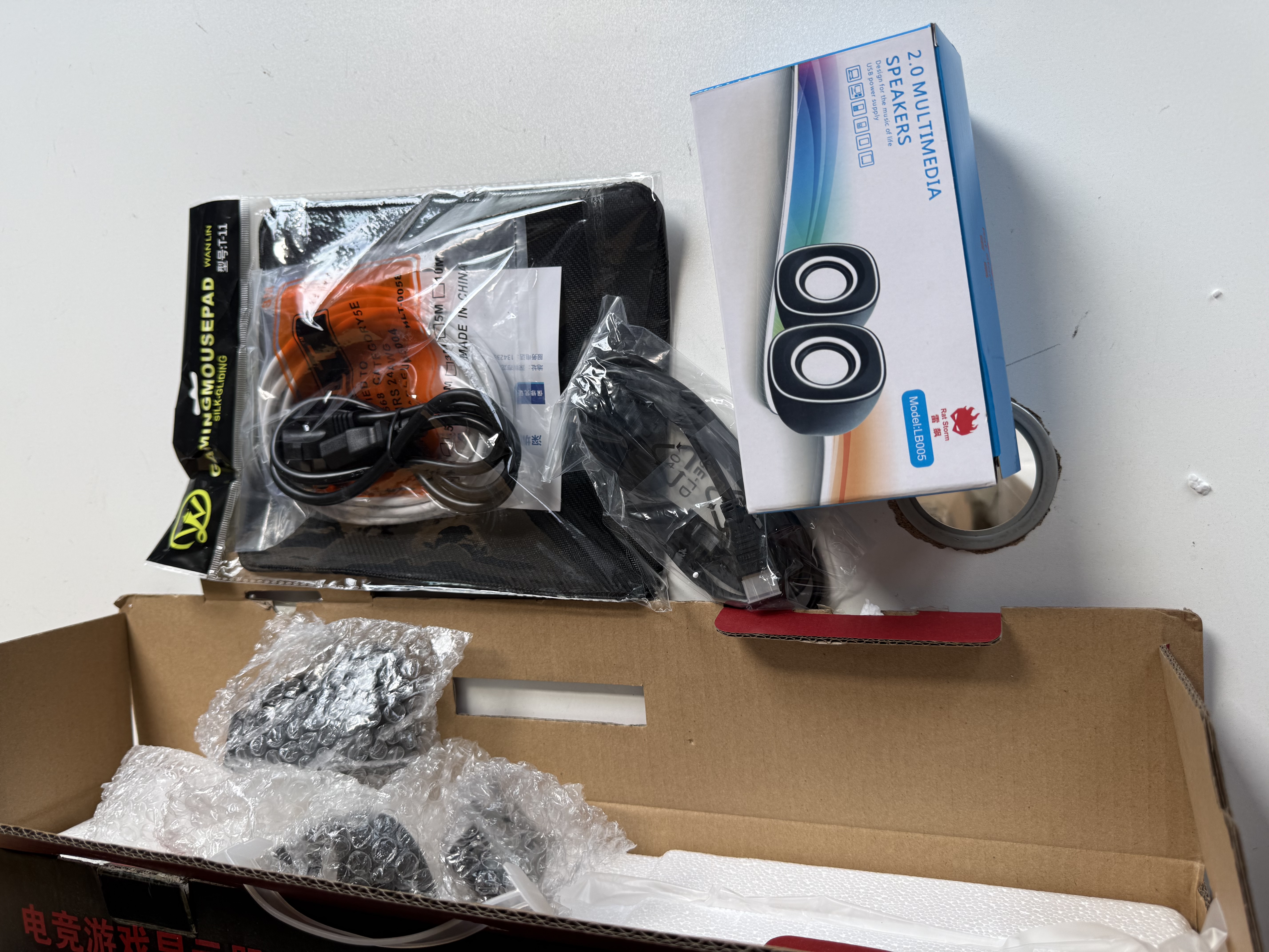 奥珀特酷睿i7/i5 12400/14400独立显卡电竞游戏商务办公设计视频剪辑三角洲台式电脑主机整机带显示器 七：i7 7700/16G/256G+1T商务办公 主机+24寸高清护眼显示器 实拍图