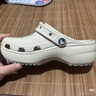 卡骆驰（CROCS）白鹿同款经典云朵洞洞鞋时尚百搭女鞋花园鞋|206750 骨白色-2Y2(含智必星) 36 /37(230mm) 实拍图
