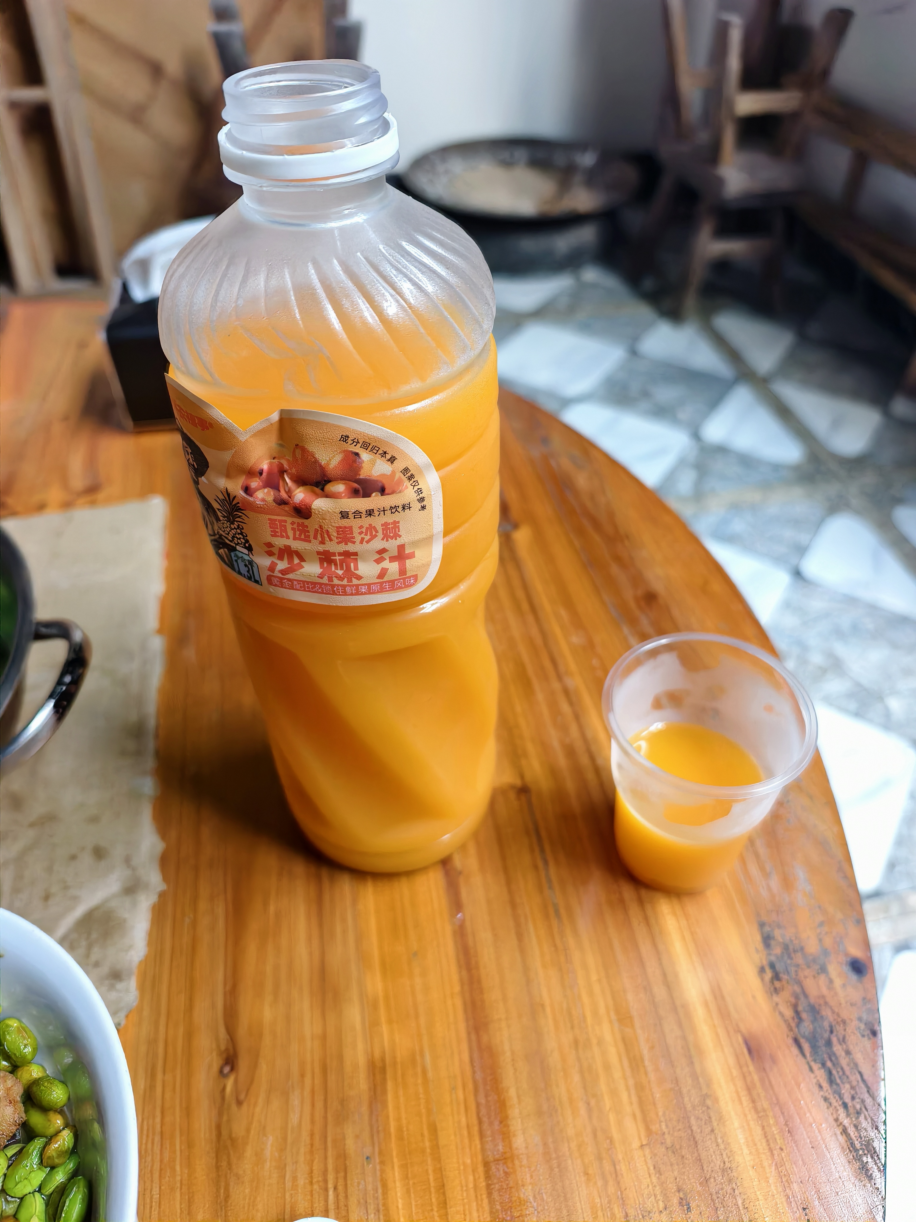 果农禧事 小果复合沙棘汁 果味果汁饮料 大容量 1300mL*2瓶 去果渣纯果汁 实拍图