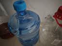 拜杰纯净水桶 食品级PC桶装水水桶矿泉水桶饮用水储水桶饮水机水桶手提户外桶空桶 7.5L 实拍图