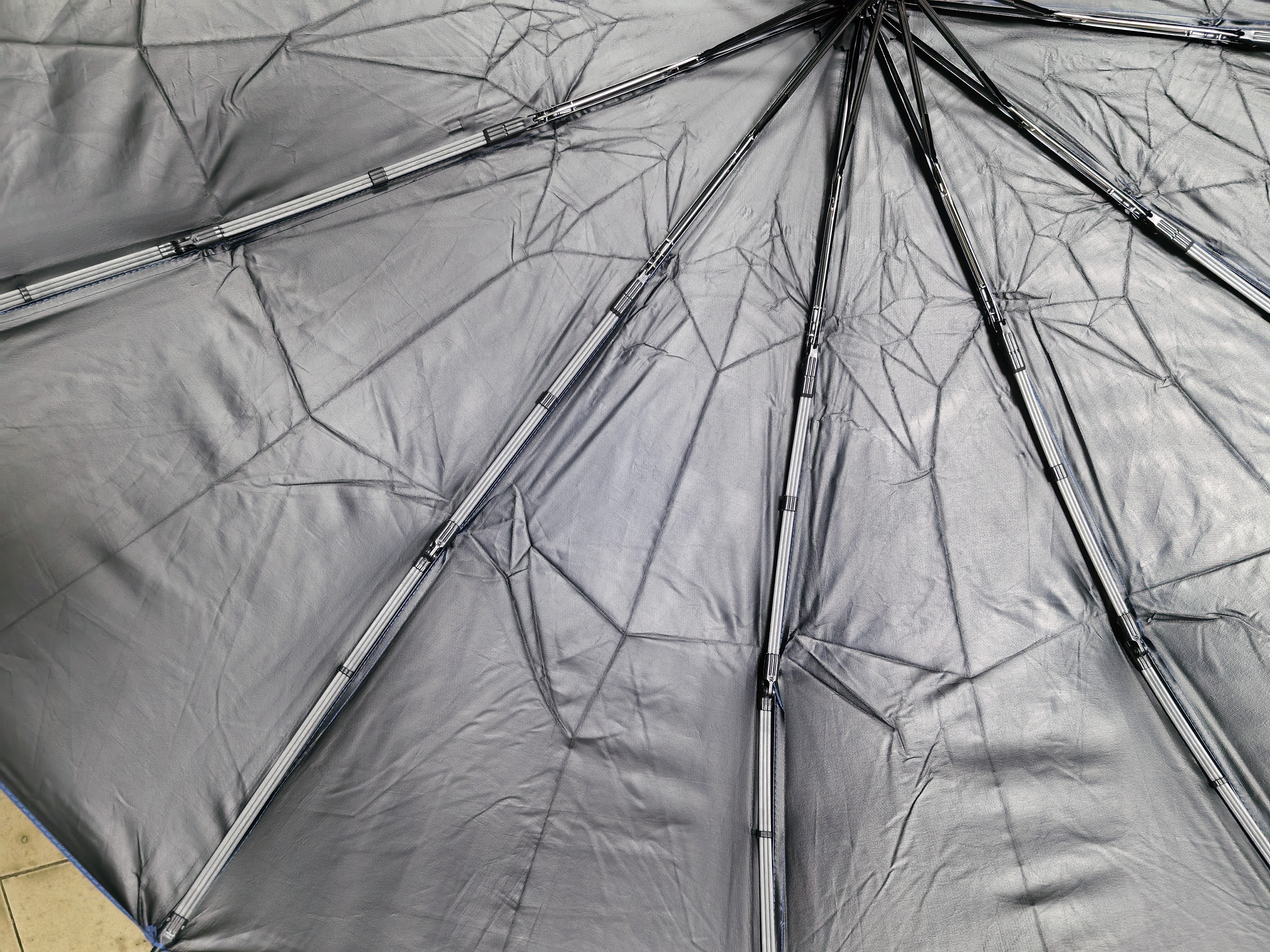 天玮伞业全自动雨伞大号加固伞骨抗风加厚黑胶晴雨两用伞原创手柄-可定制 实拍图