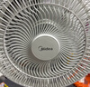 美的（Midea）【飓风节能】七叶柔风立式电风扇/家用轻音落地扇/台式小型风扇/大风力遥控定时摇头风扇 SAH35BSJ 实拍图