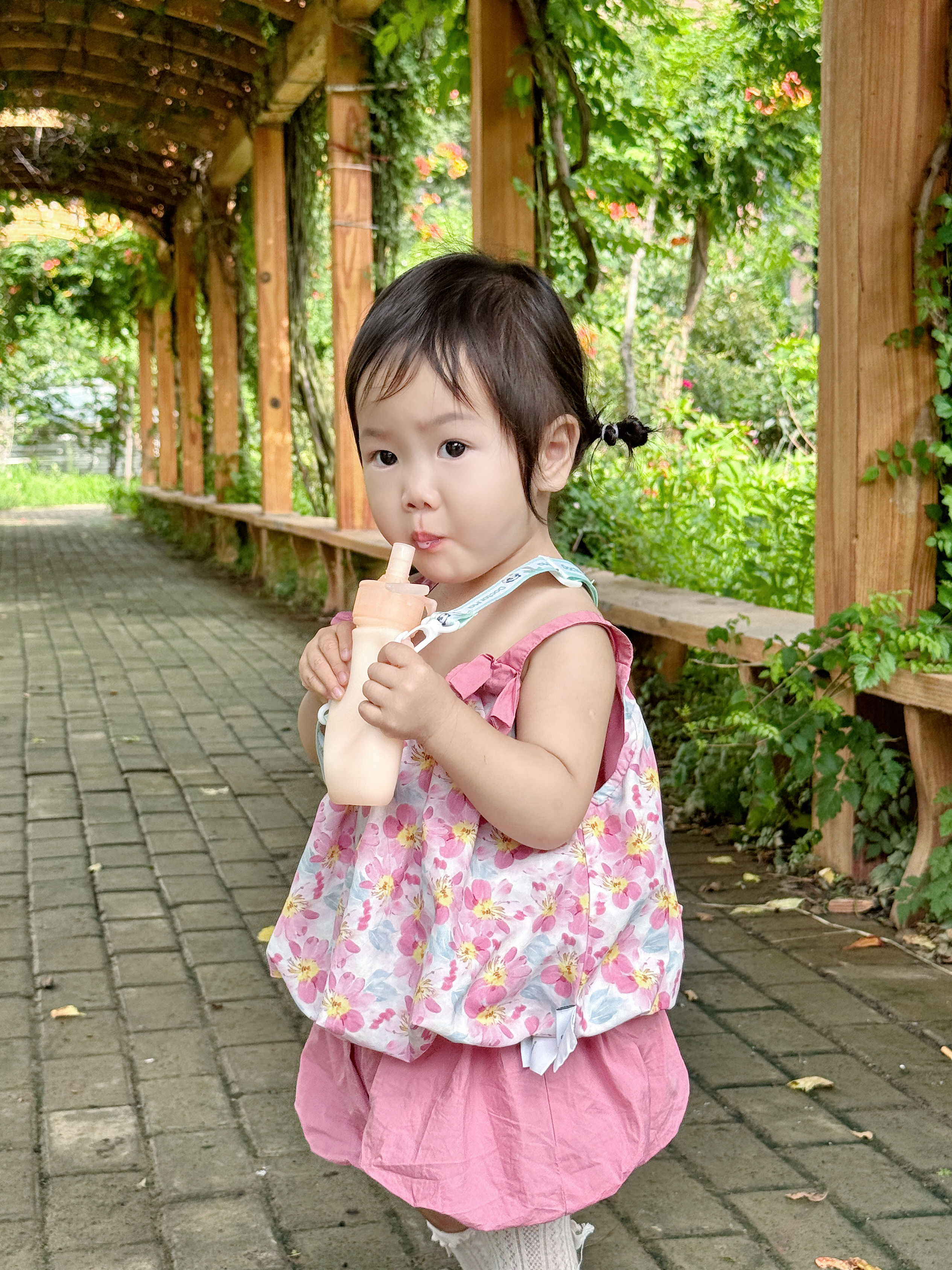 马博士婴儿辅食袋宝宝米糊果泥袋挤压式储奶保鲜喂辅食神器双吸管背带粉 实拍图