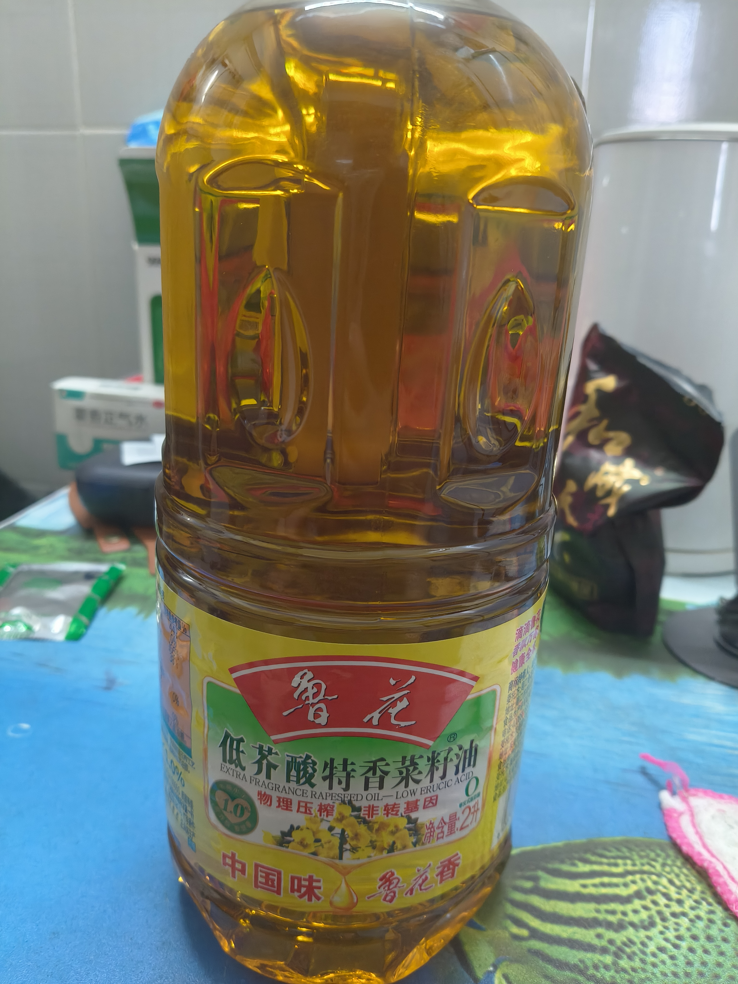 鲁花【保真菜籽油】低芥酸特香菜籽油 2L 物理压榨【京东品酒会同款】 实拍图