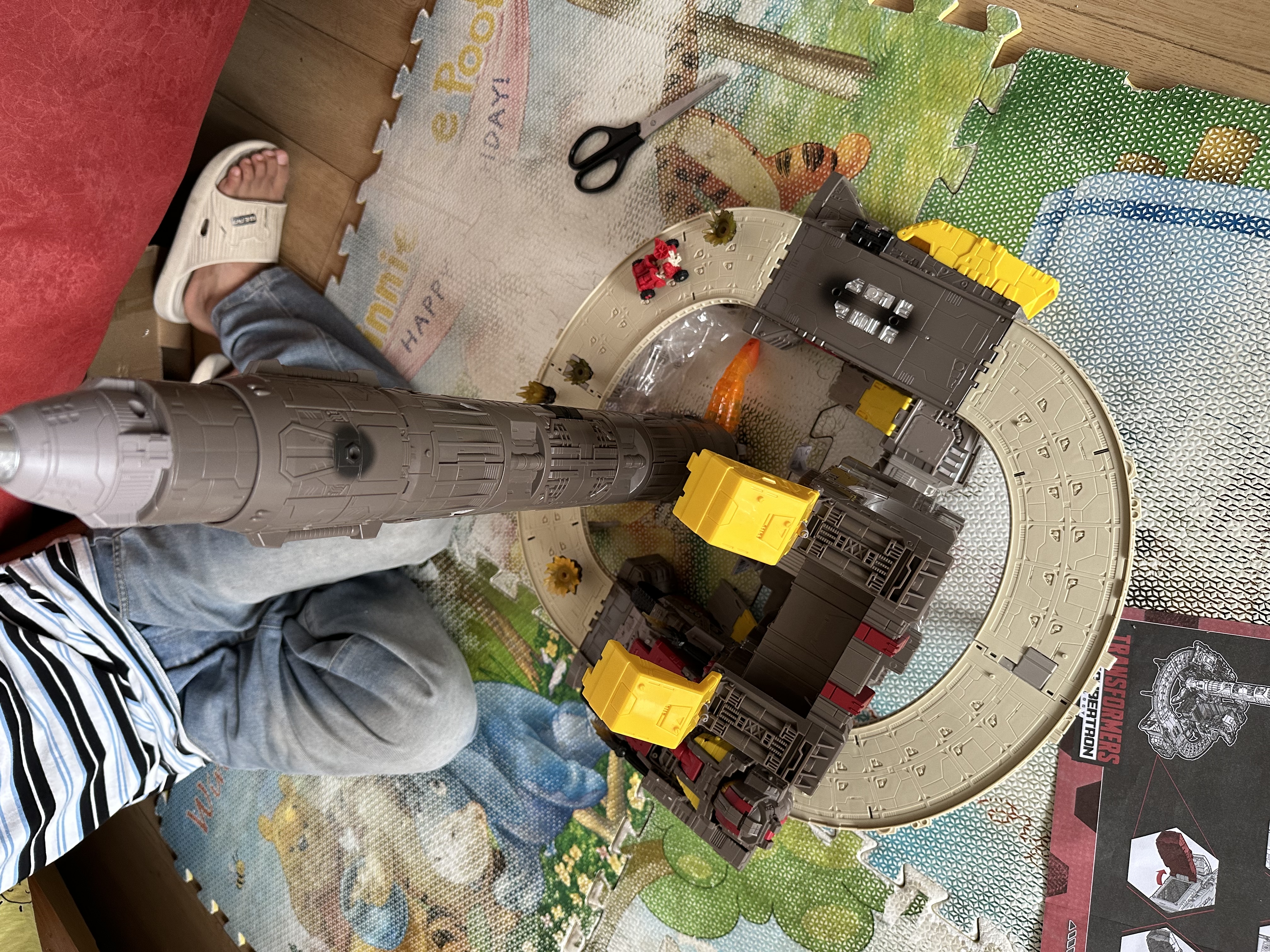 变形金刚（Transformers）儿童男孩玩具模型礼物《决战塞伯坦：围城》泰坦级大力金刚E4287 实拍图