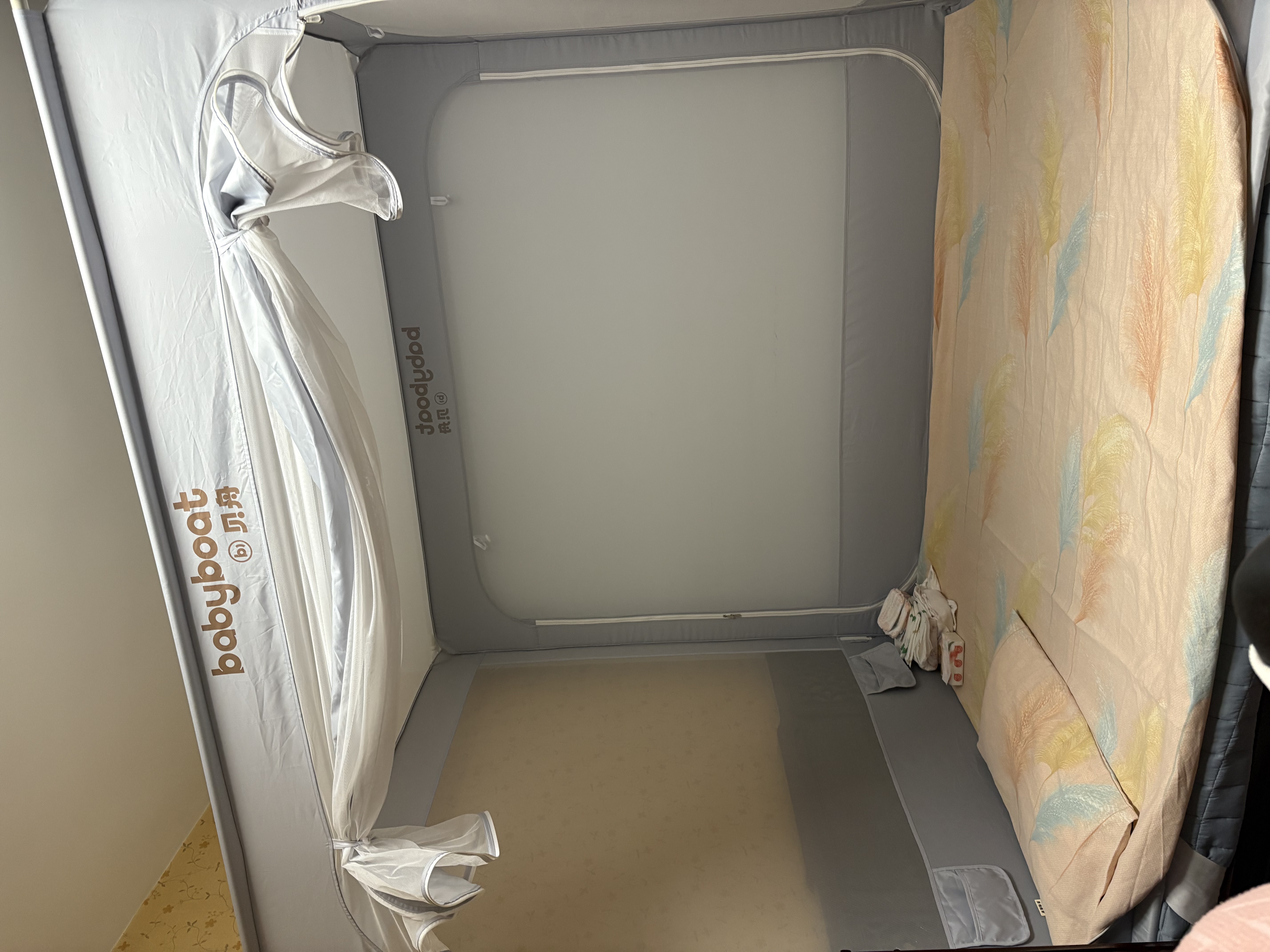 Baby boatbabyboat贝舟2026新款婴儿童防摔蚊帐防掉床围栏宝宝家用卧室全罩 升级V3max款【全底网纱】扁管不硌腿+重工网纱 1.5m*2m 实拍图