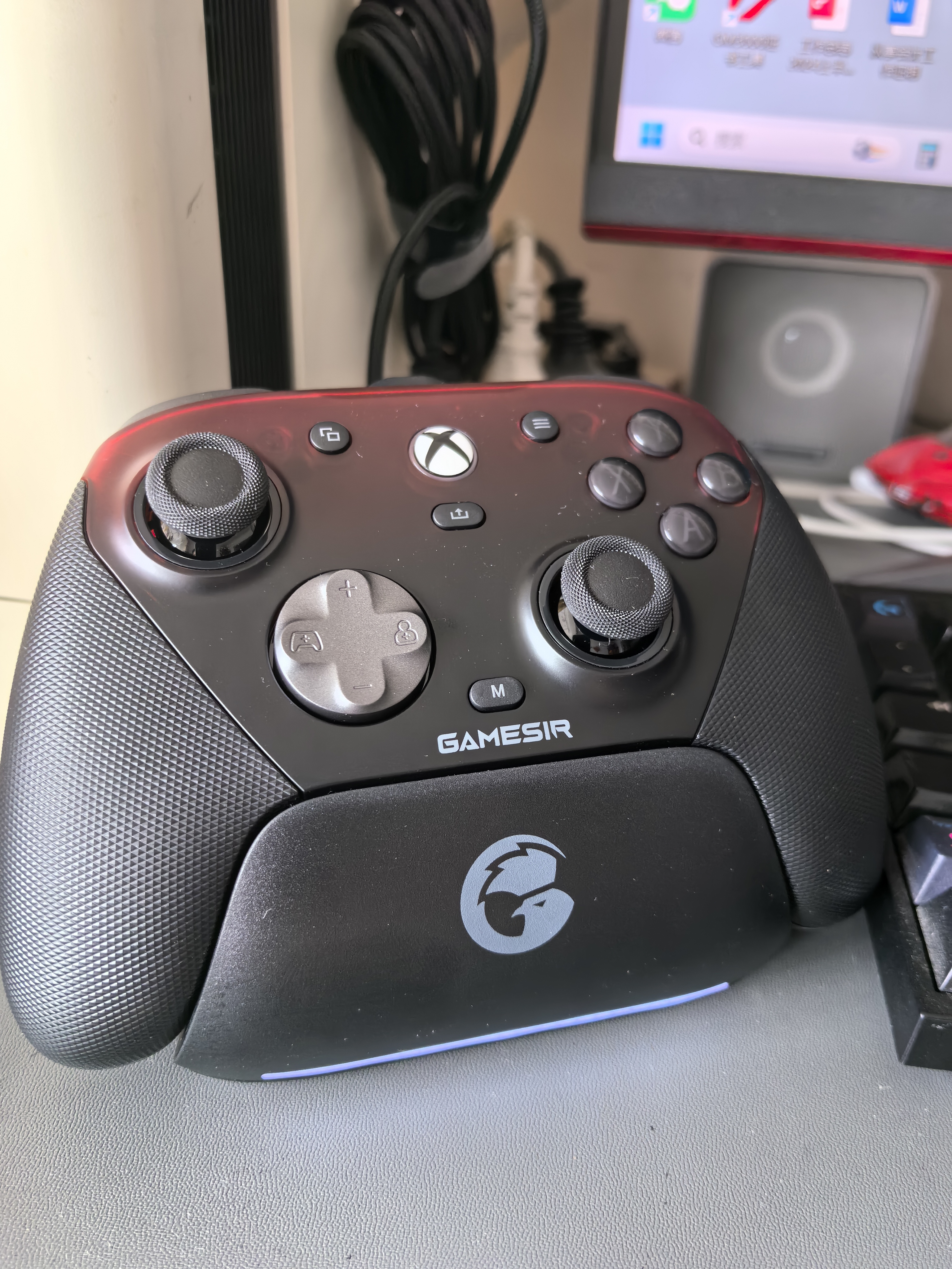 盖世小鸡G7 Pro微软Xbox授权精英游戏手柄天王星带底座 TMR摇杆蓝牙PC电脑无线Steam安卓电视有线地平线6 实拍图