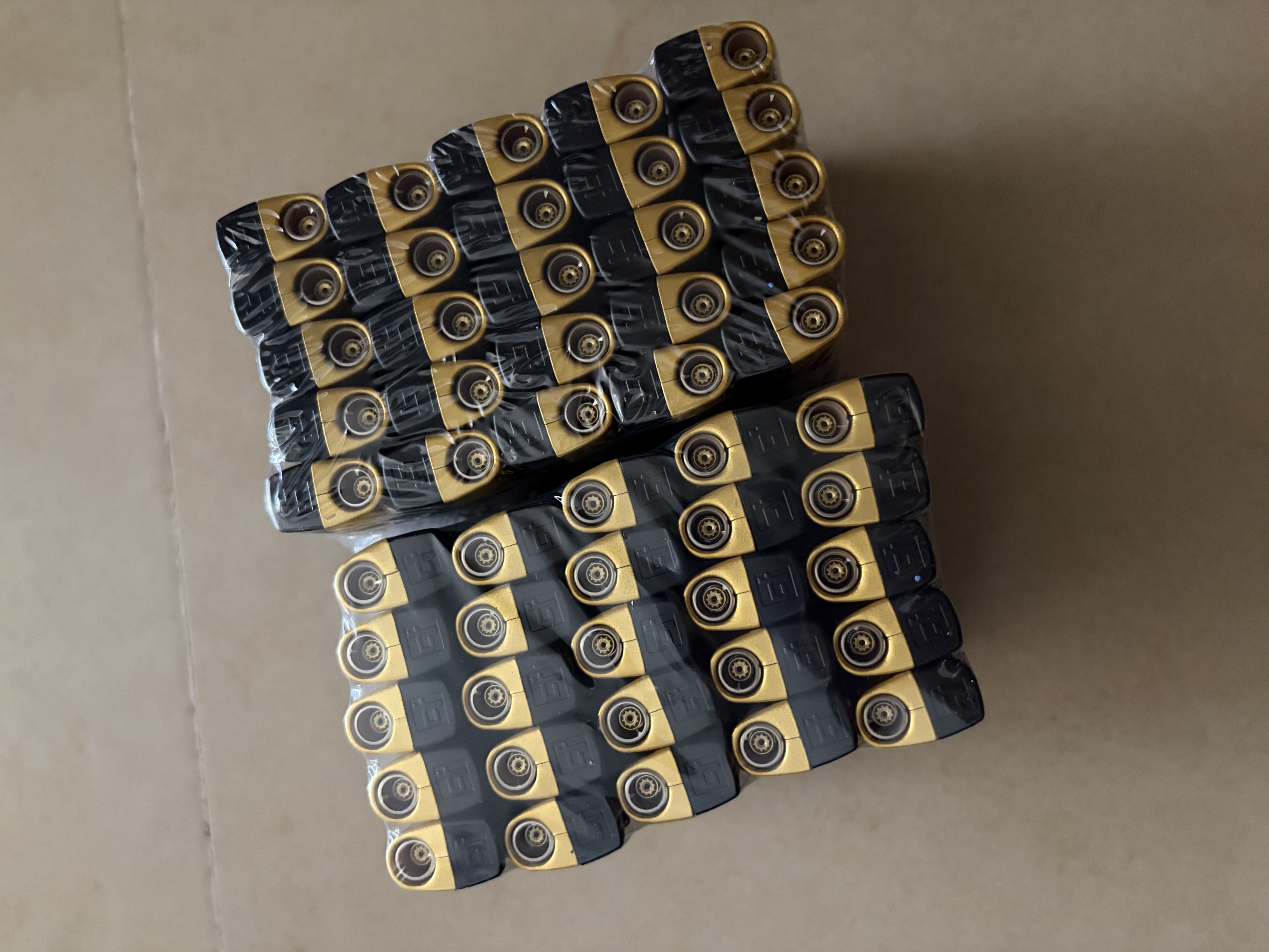 超凡防风打火机一次性打火机批发整盒金属风罩便利店饭店家用黑金锋范 实拍图