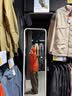 迪卡侬（DECATHLON）硬壳冲锋衣男女春秋登山防风防水单层夹克风衣运动外套MH500 霞光橙（男女同款）- 亚洲款 新款上市 加内胆选大一码 M 实拍图