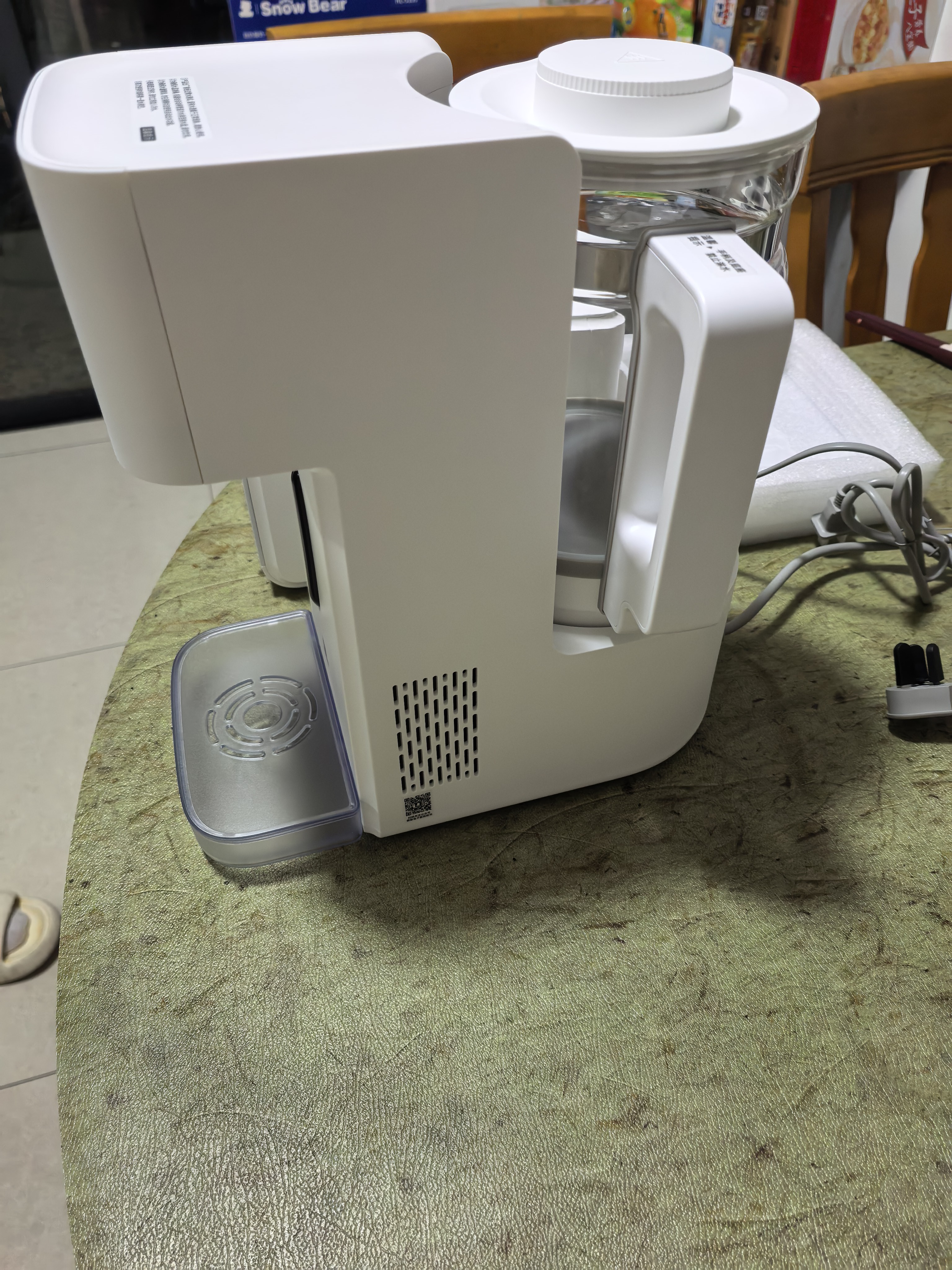 小白熊【重磅新品】速冷泡奶机全玻璃定量恒温水壶婴儿冲奶专用恒温壶L3 实拍图