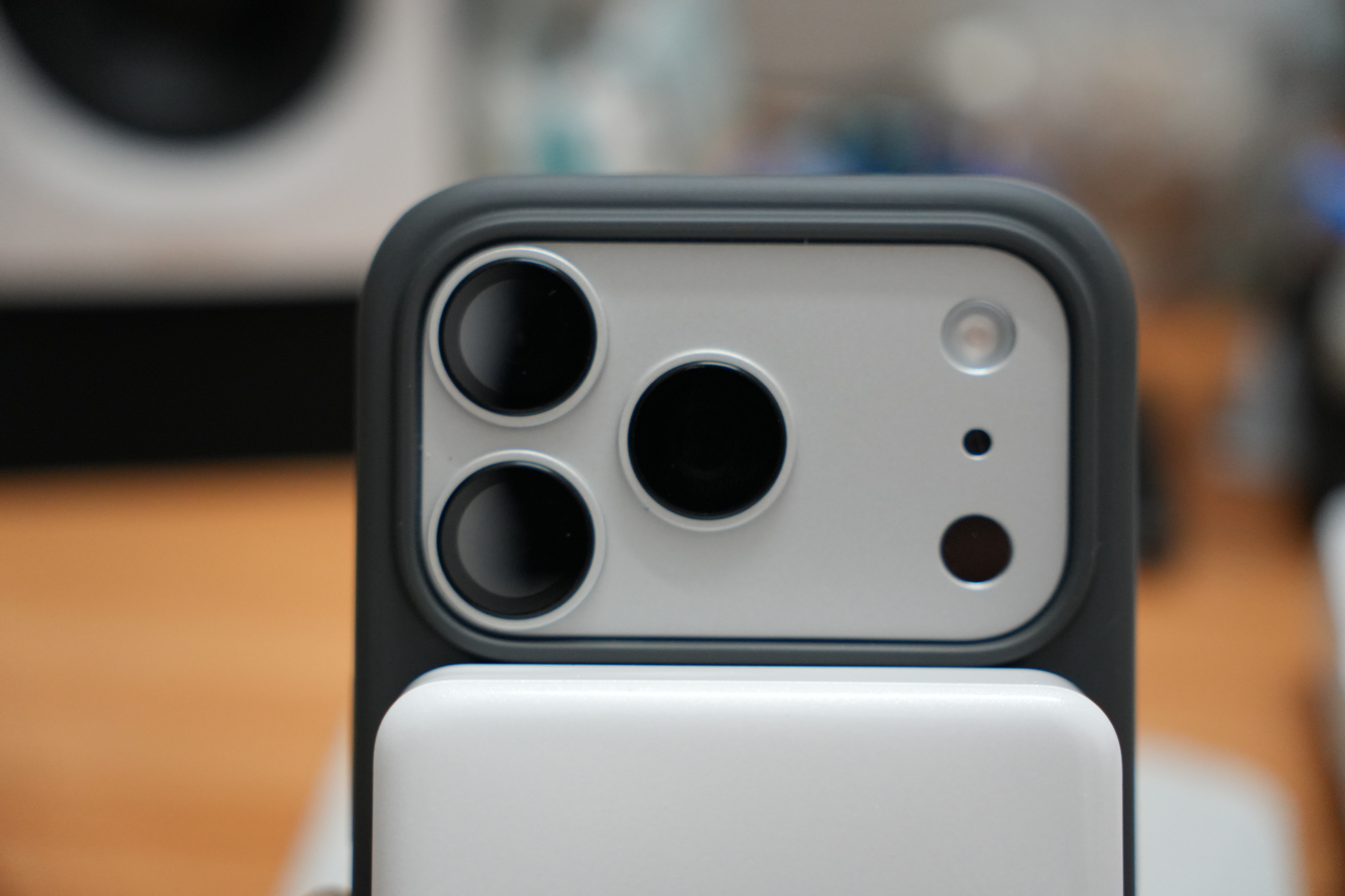 倍思【Ai按键零感壳|亲肤手感】适用iphone17pro手机壳苹果17pro保护套原装超薄磁吸全包防摔散热无线 实拍图