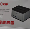 飚王（SSK）硬盘盒底座2.5/3.5英寸 USB3.0硬盘座 台式笔记本外置外接移动硬盘盒拷贝机硬盘笼 双盘位 四盘同读不带对拷 金属款  DK108 实拍图