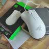 雷蛇（Razer）炼狱蝰蛇标准版有线鼠标 人体工学  电竞游戏 右手通用型 吃鸡/LOL/CS GO游戏鼠标 白色 实拍图