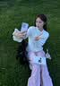 圣图朗液态小羊皮草莓小熊适用iphone17promax苹果15手机壳13新款14plus高级感女12全包16卡通男11保护套 液态小羊皮草莓小熊-草紫色 iPhone 14 Pro 实拍图