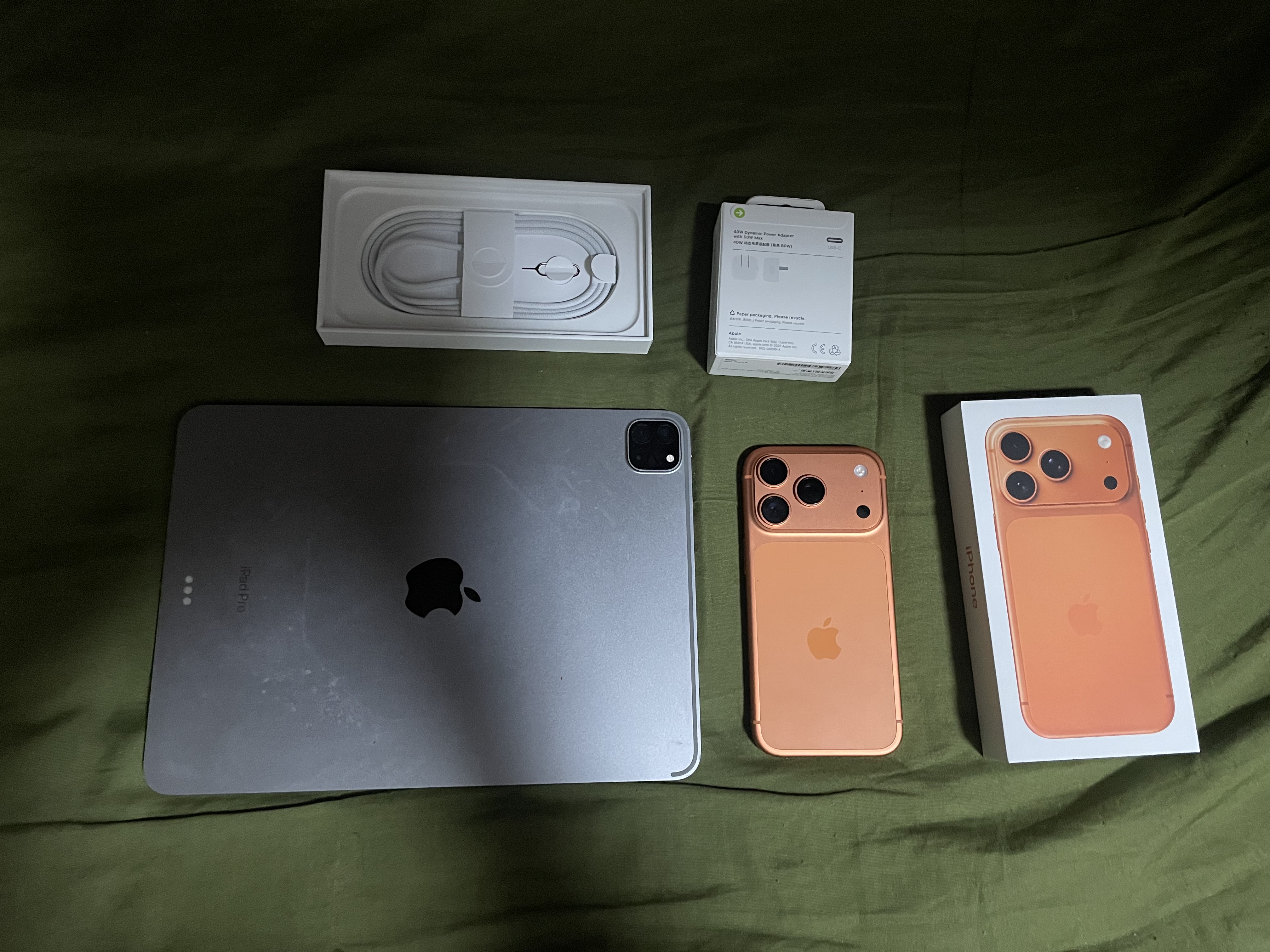 Apple/苹果 40W type-c快充充电器 苹果usb-c原装充电头 旗舰店新款苹果iPhone 17 Pro Max充电器 实拍图