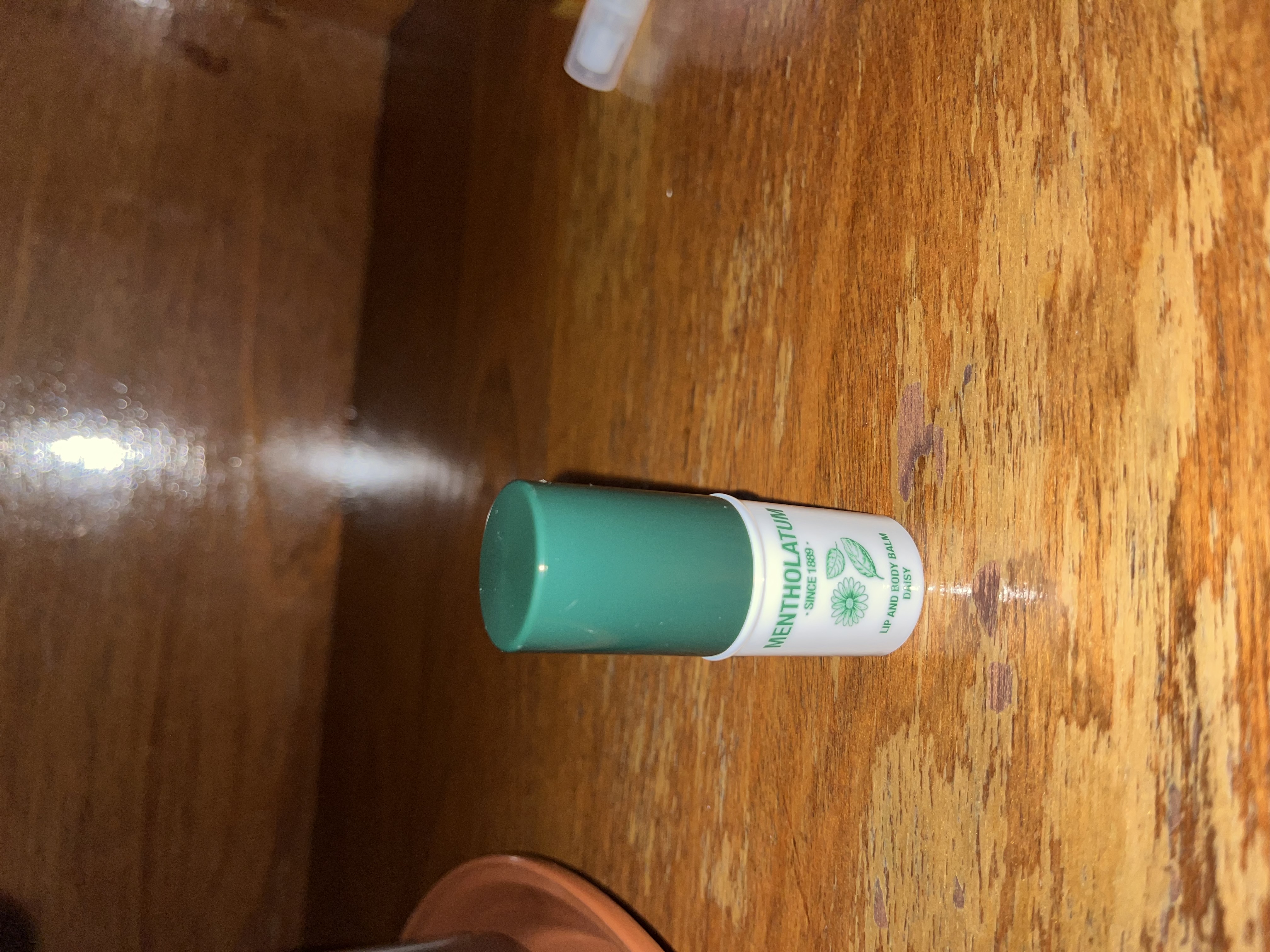 曼秀雷敦薄荷修护润唇膏 身体多用棒小雏菊味 保湿滋润舒缓防手足干裂 实拍图