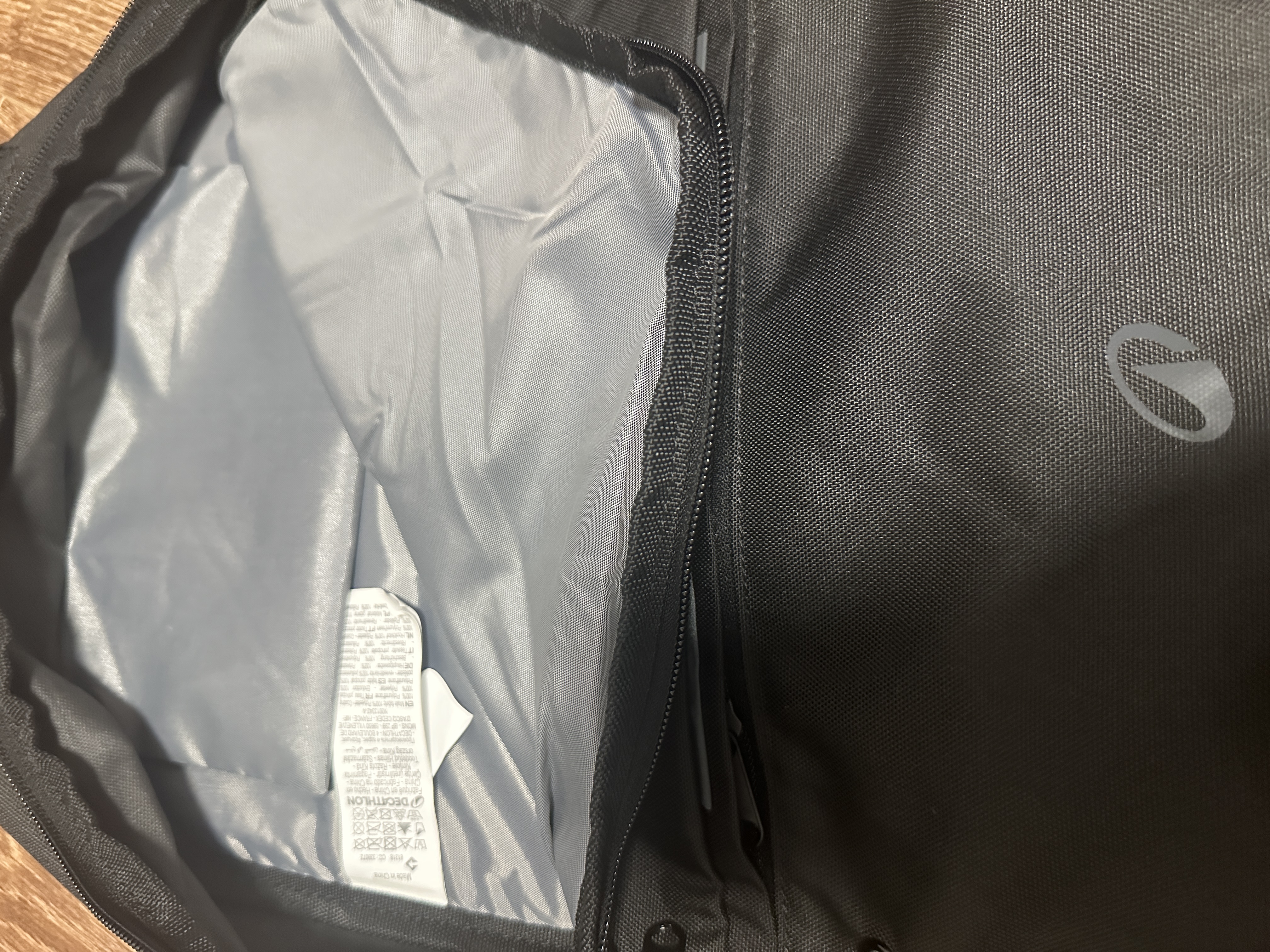 迪卡侬双肩包书包男大容量旅游背包运动休闲健身包女-5174599 实拍图