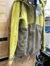 迪卡侬硬壳冲锋衣男女户外休闲登山徒步防风防水夹克MH500外套 男款-拿铁色-亚洲版 加内胆选大一码 L 实拍图