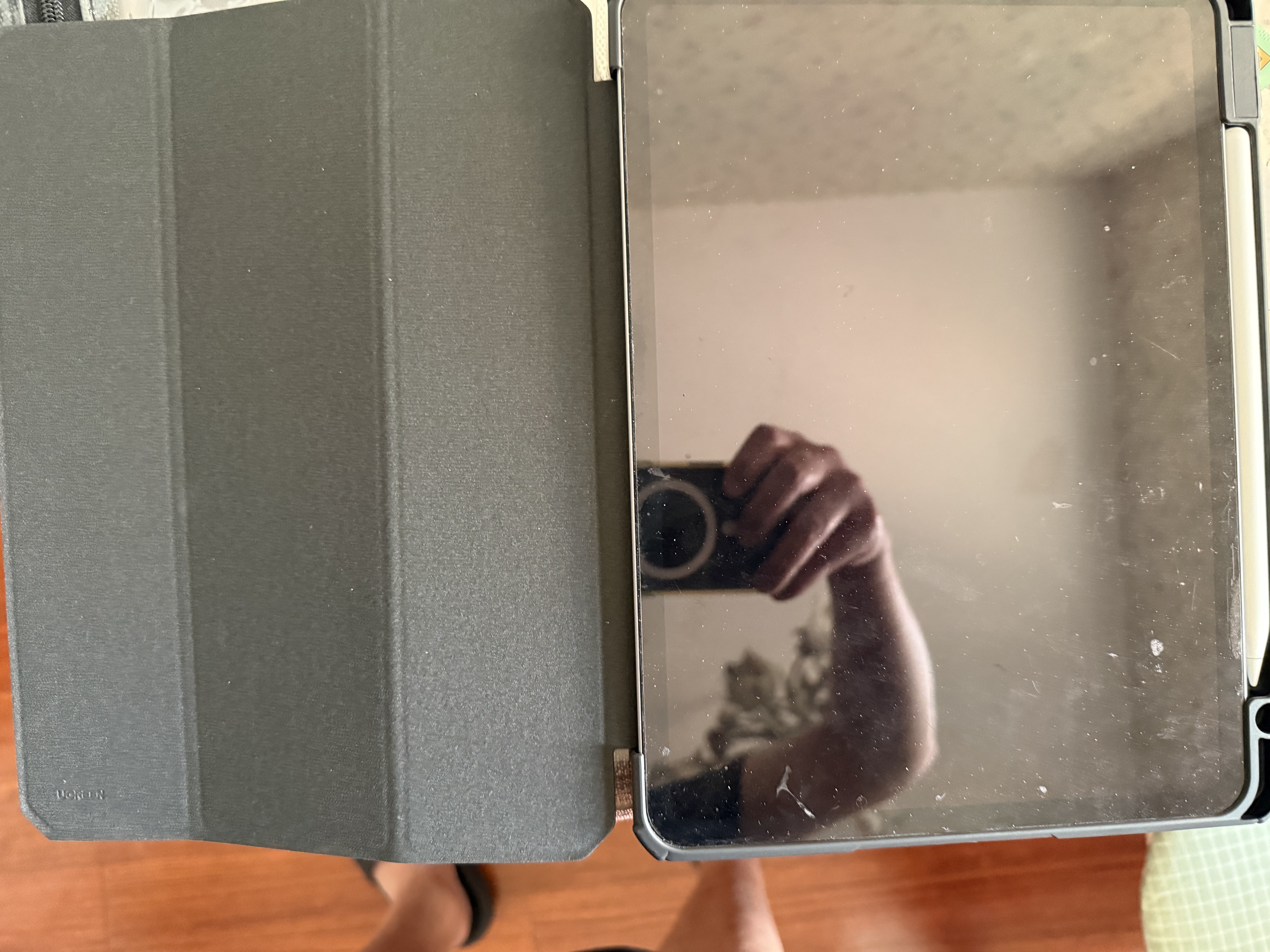 绿联适用iPad pro保护壳带笔槽11英寸保护套2022/2021/2020款通用苹果平板电脑全包防弯防摔壳 实拍图