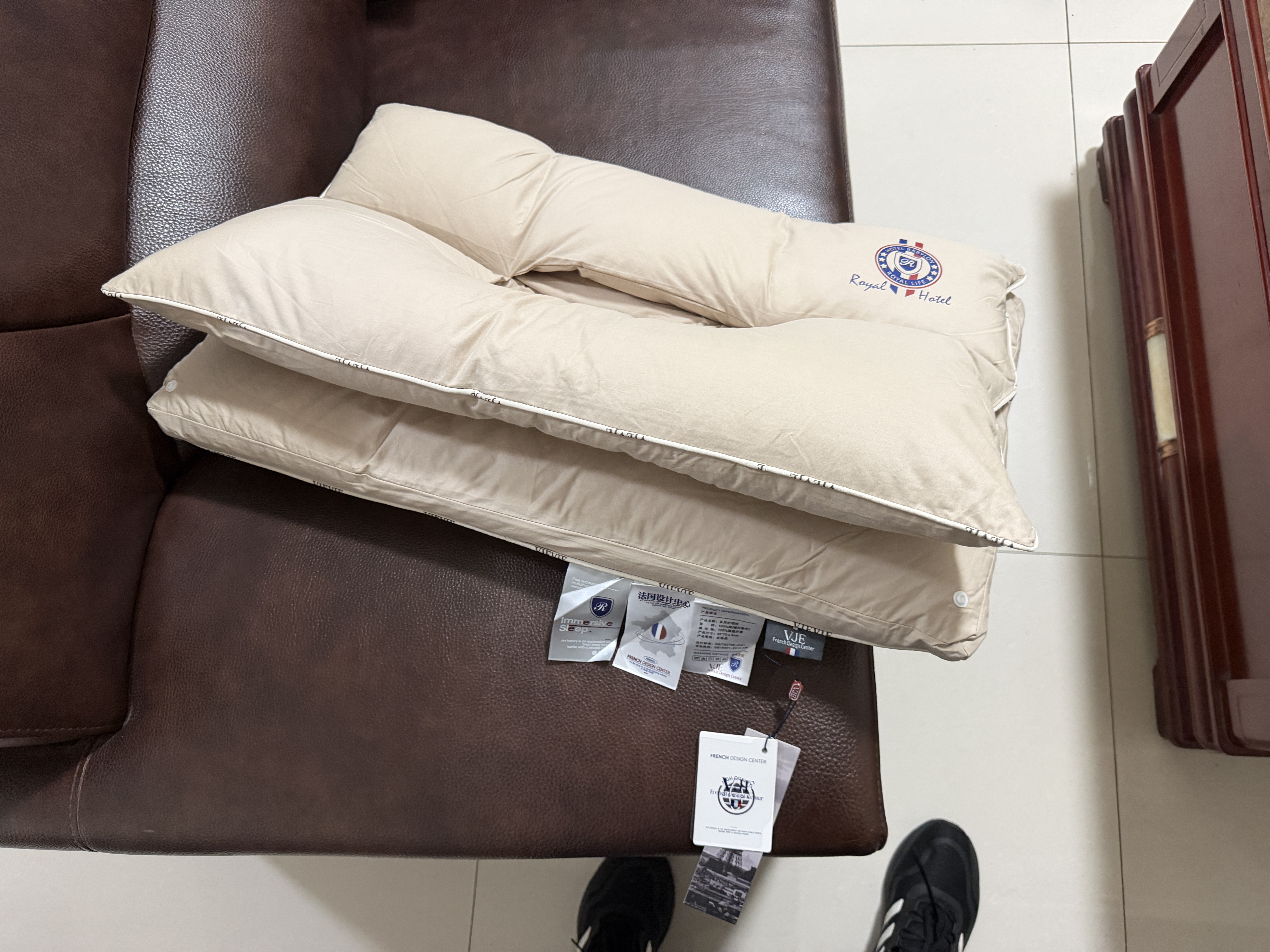 全棉护颈枕枕头单人pro纯棉酒店枕芯双层不压脸睡眠枕侧睡分区枕 A类 太空灰【第三代护颈枕pro】分体可拆卸+A类全棉面料 10cm 约48*74cm一对装 实拍图