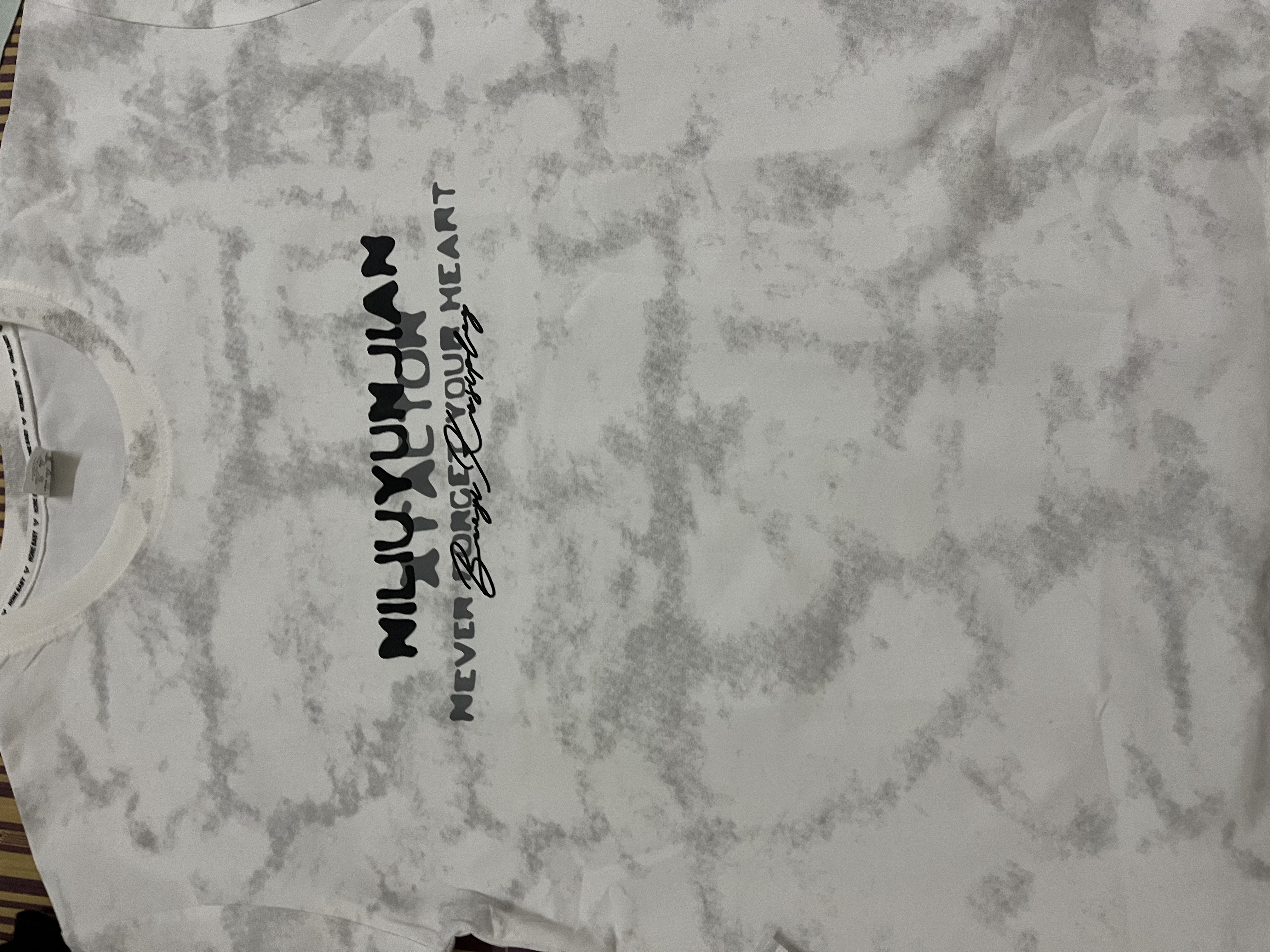 迪伽达美式扎染短袖t恤男款夏季衣服男装潮牌重磅宽松半袖情侣体恤男 白色 常规 L 【165-170CM/105-120斤】 实拍图
