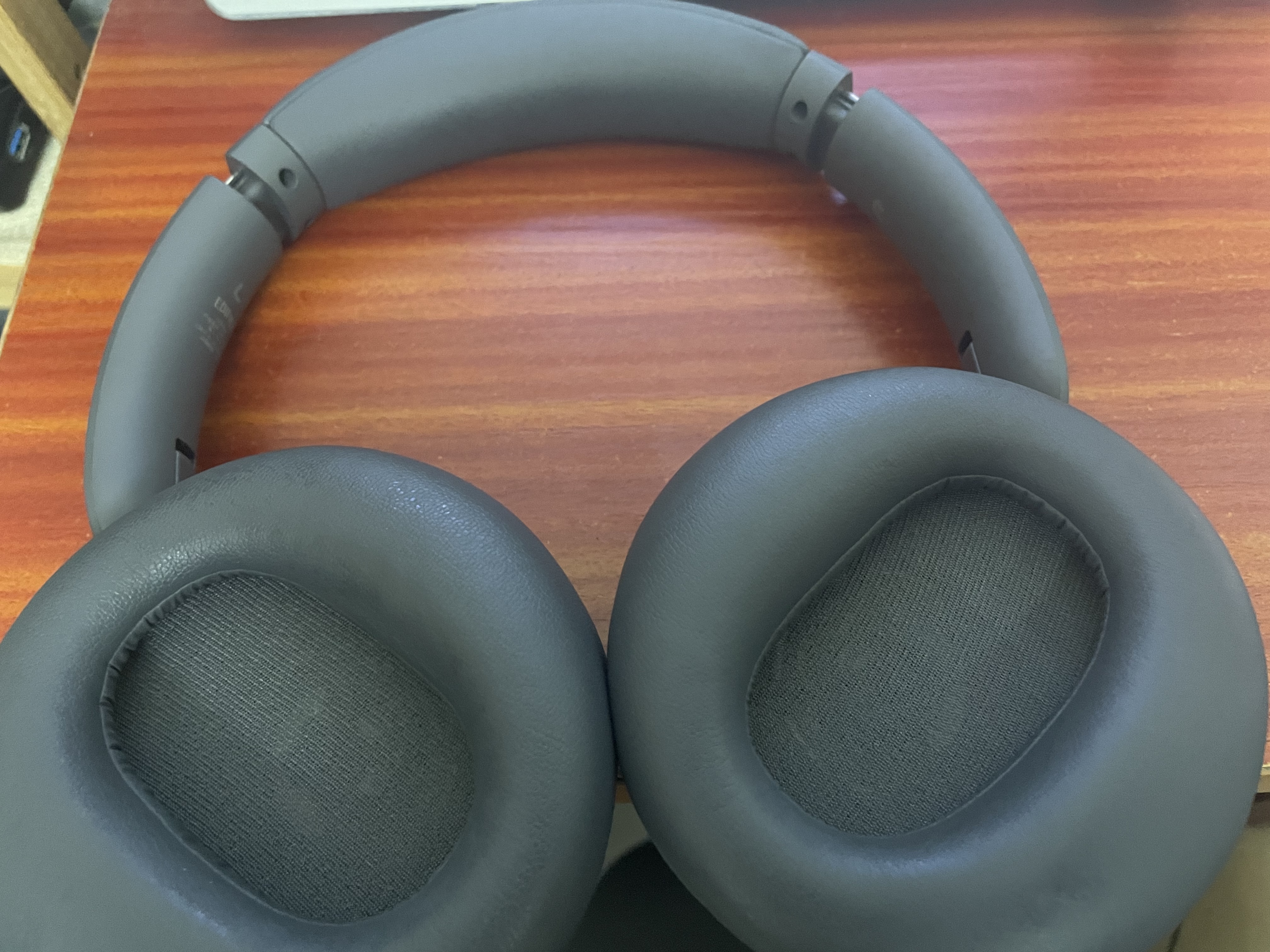 漫步者（EDIFIER）Fit900NB头戴式耳机蓝牙无线主动降噪6.0超长续航手机电脑游戏音乐耳麦通话送男女友学生礼物 云岩白 实拍图