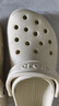 卡骆驰（CROCS）经典洞洞鞋轻便百搭女沙滩鞋包头拖鞋男鞋|10001 骨白色-2Y2(含智必星) 36 /37(220mm) 实拍图