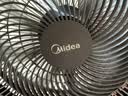 美的（Midea）【超级单品】七叶轻音立式电风扇家用柔风落地扇台式桌面小型风扇大风量节能摇头宿舍电扇 SAF30AB 实拍图