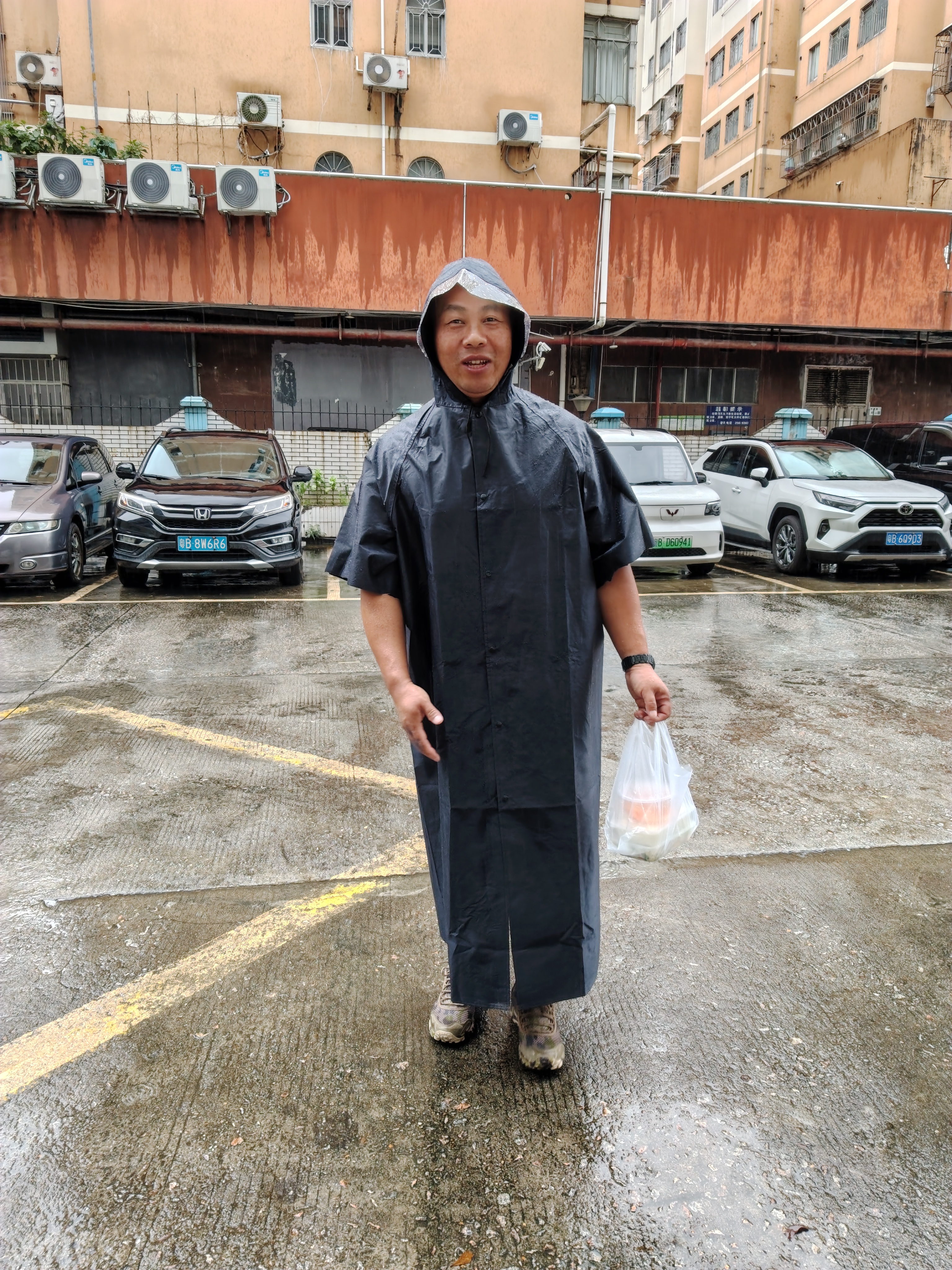 者也（ZYE）长款风衣式雨衣保安登山钓鱼防水雨披032 藏青色5XL码 实拍图