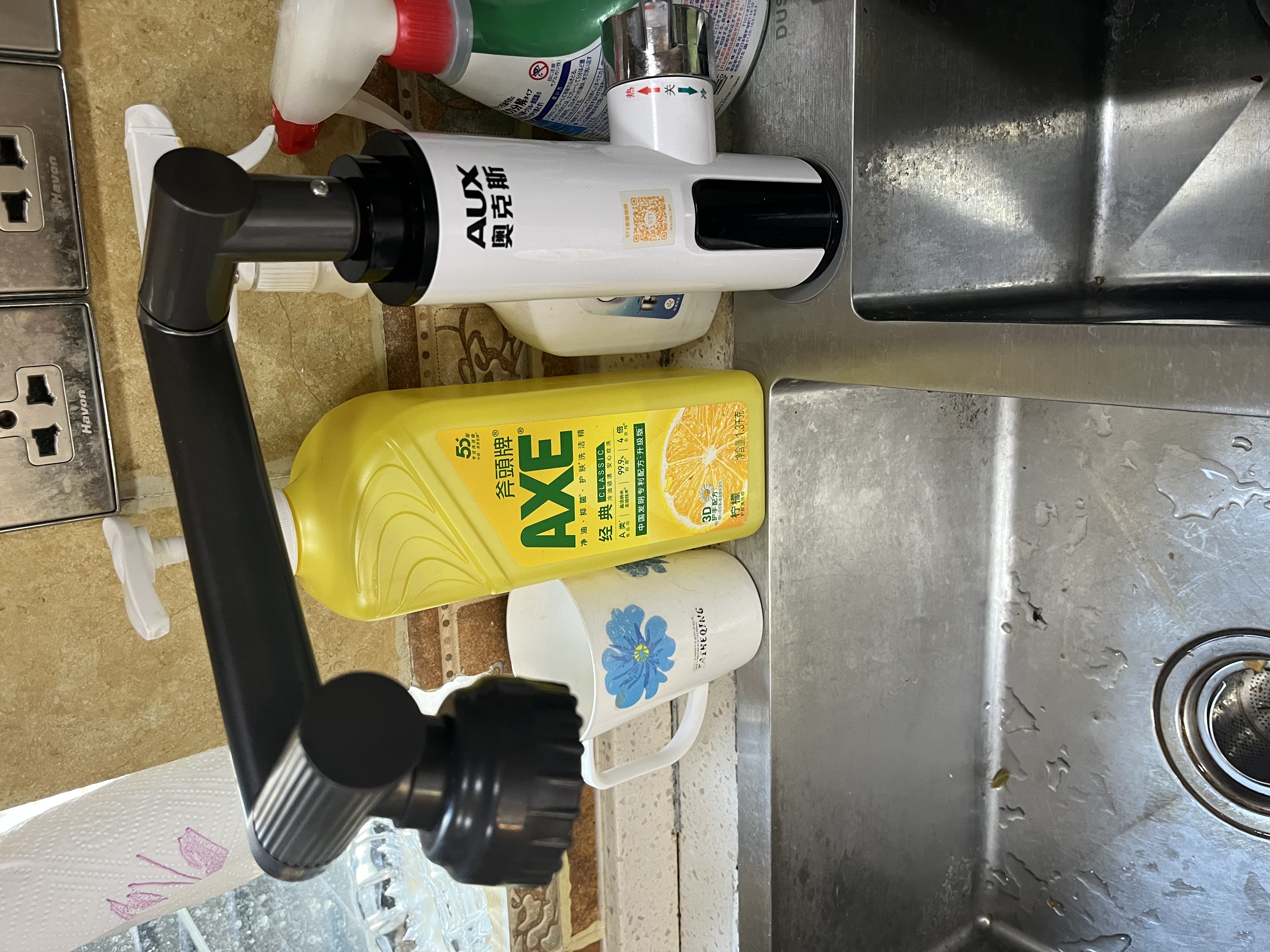 奥克斯（AUX）电热水龙头即热式机械臂快速热水龙头加热器家用冷热两用厨房宝阳台家用热水器ADL-3AGT2X白漏保 实拍图