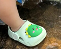 牧童儿童拖鞋夏男宝宝洞洞鞋软底女童卡通洗澡婴幼儿家居鞋奶龙绿130 实拍图