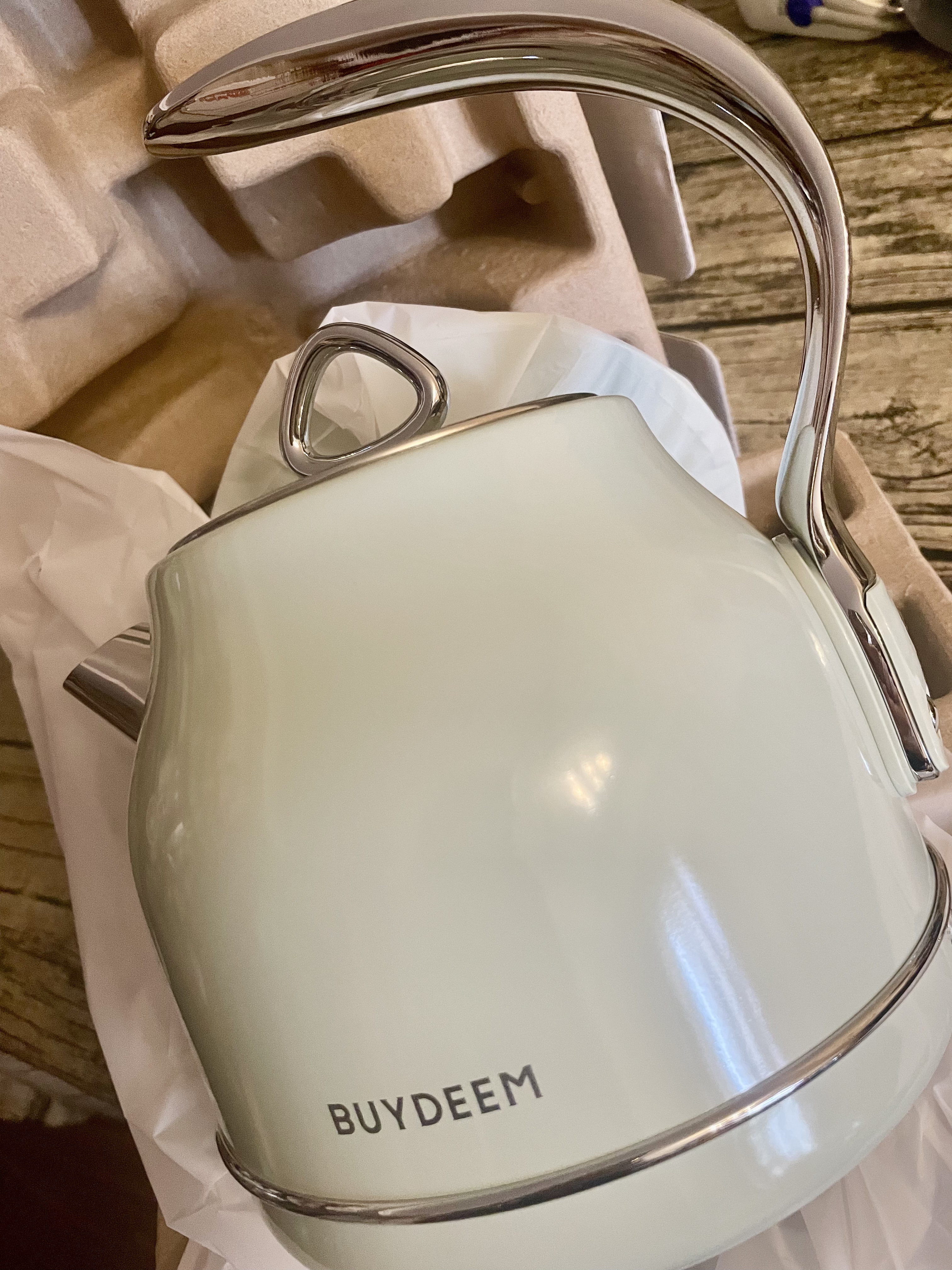 北鼎（Buydeem）电热水壶 家用烧水壶热水壶 304不锈钢烧水器 精铸铝合金把手 小型电水壶煮水壶 1.2L 【浅衫绿】K203|304不锈钢 实拍图