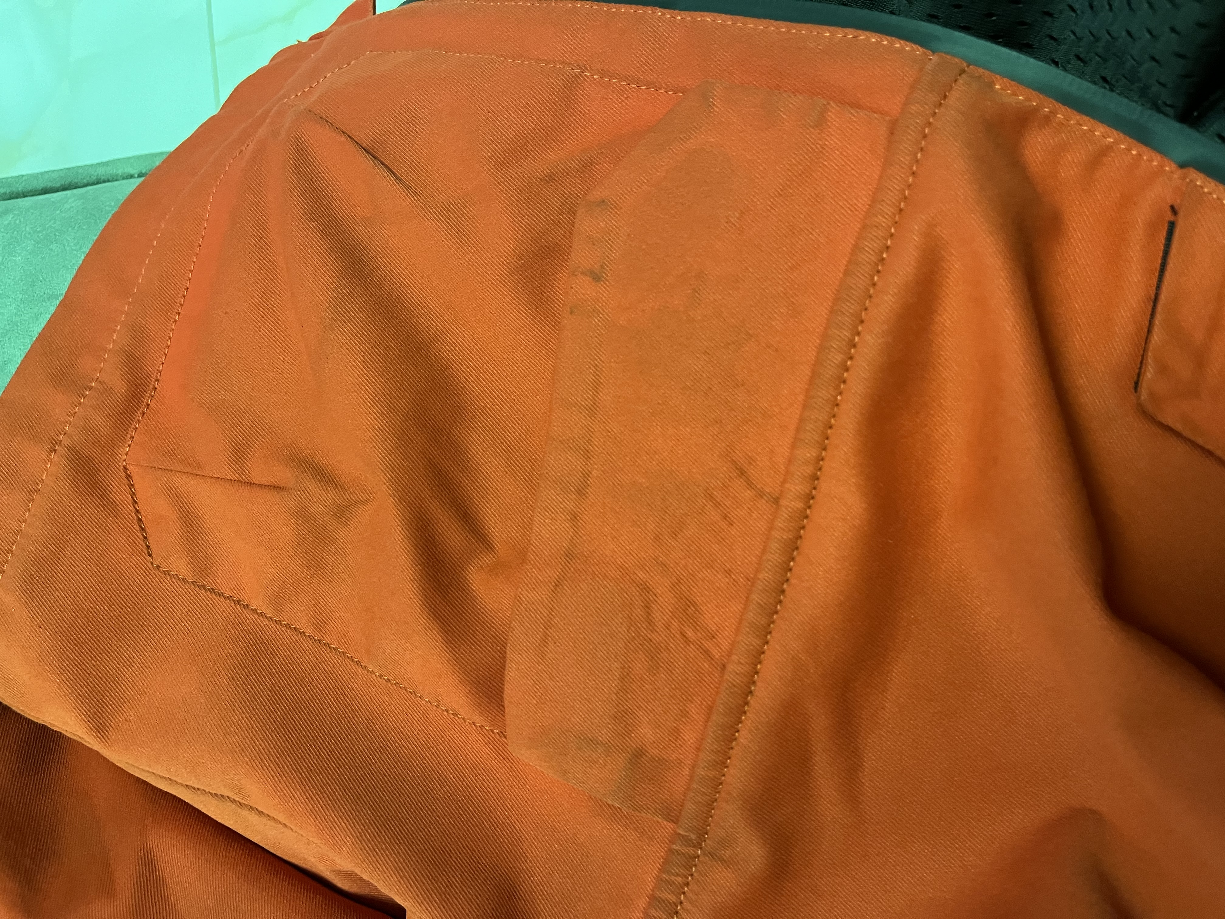 京东洗衣服务 衣鞋任洗3件 上门取送 去渍整形 价值2000元内衣服鞋子 实拍图