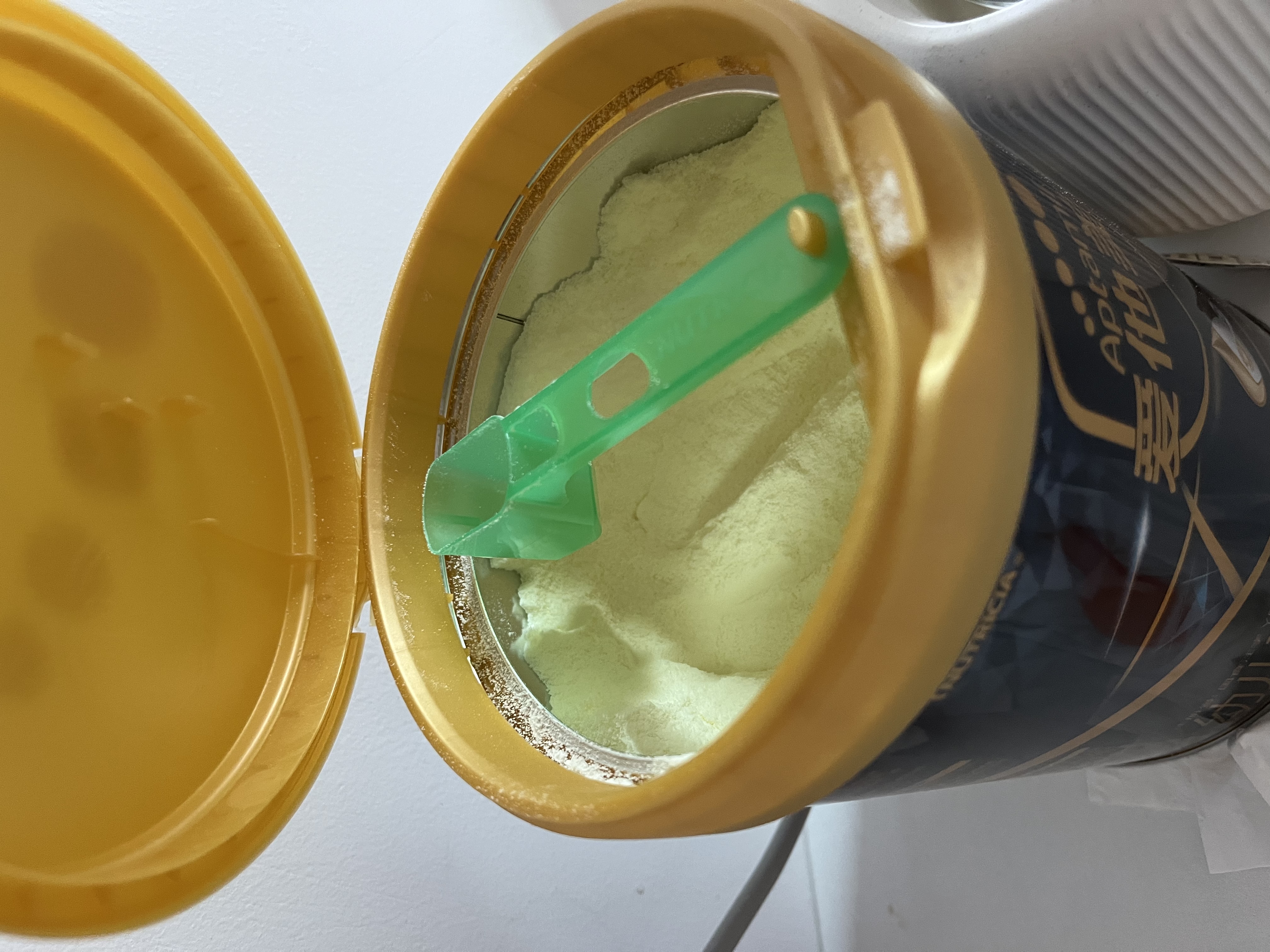 爱他美（Aptamil）领熠3段幼儿配方奶粉 12-36月龄三段 牛奶粉欧洲荷兰进口营养奶粉 3段 800g 3罐 【咨询客服更优惠】 实拍图