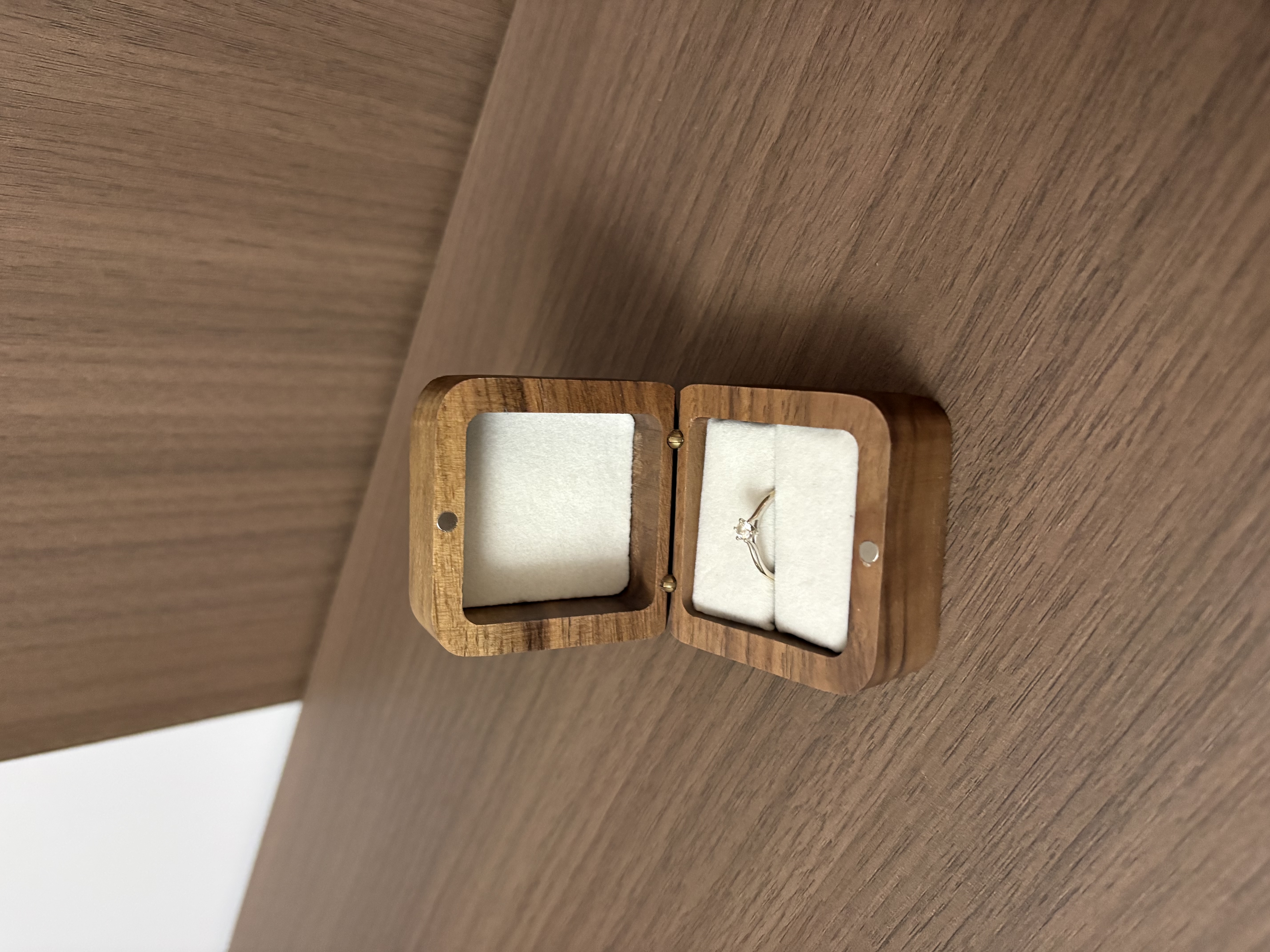 范爷家高档黑胡桃木首饰盒生日求婚戒指盒防氧化仪式钻戒对戒纪念日礼盒 实拍图