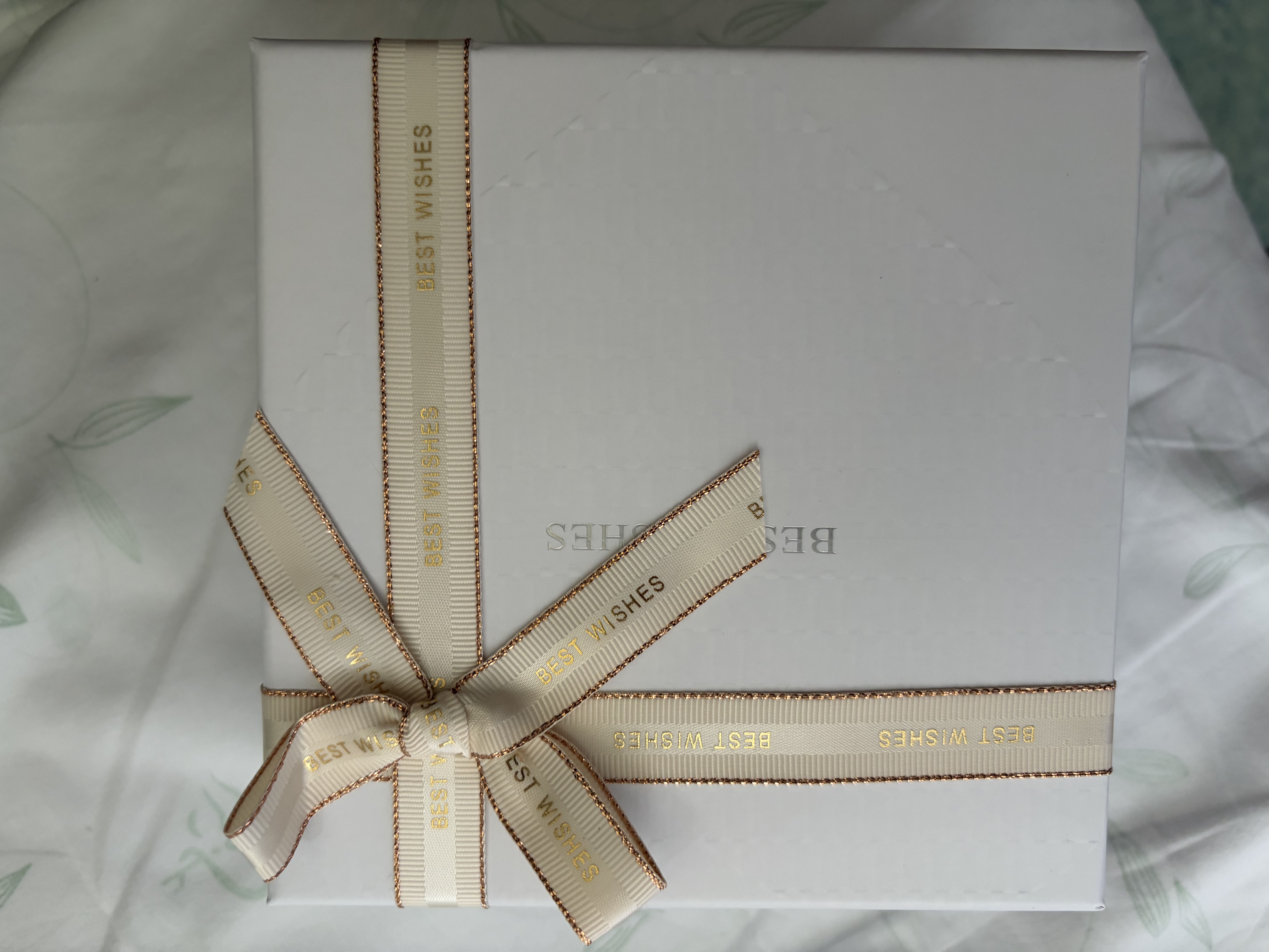 古驰（GUCCI）口红礼盒香水女士罪爱竹韵化妆品套装大牌生日礼物女生情人节礼物 罪爱淡香30ml+绒雾217+香水1.5ml 实拍图
