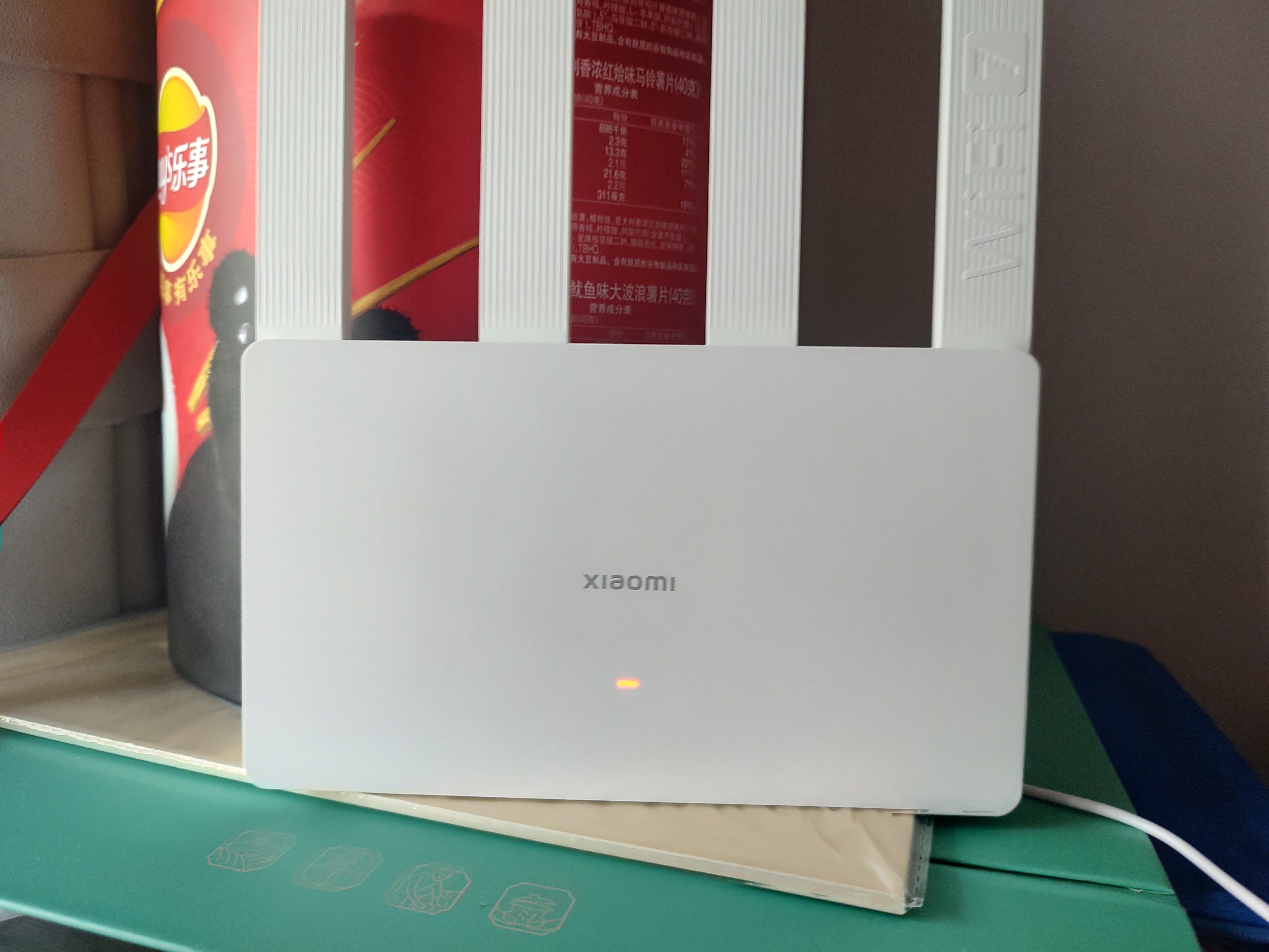 【95成新】小米（MI）wifi放大器pro wifi信号增强器 300M无线速率 无线信号增强器 强电版 非路由器 需配合路由器使用   实拍图