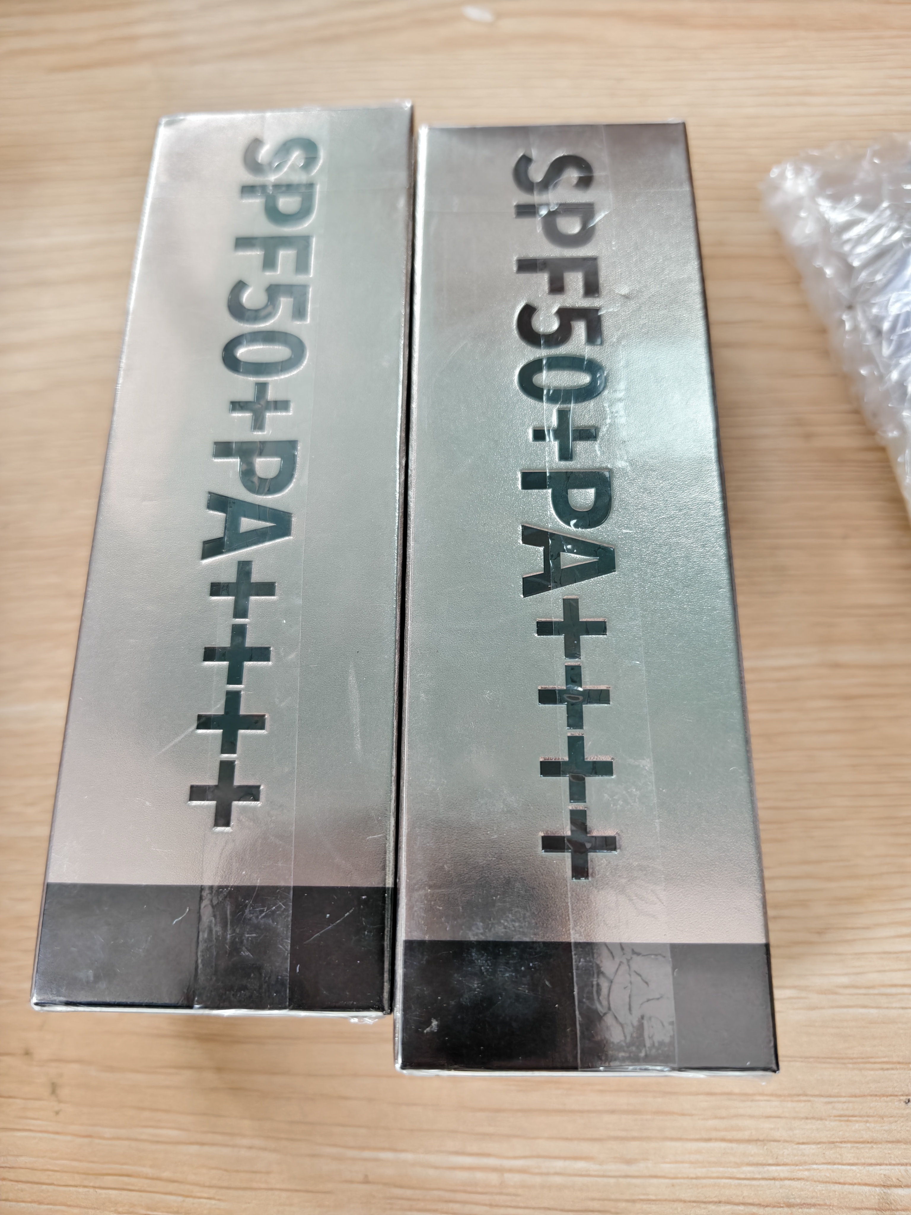 ZEESEA滋色羽感美白防晒粉底液SPF50+ PA++++（象牙色） 实拍图