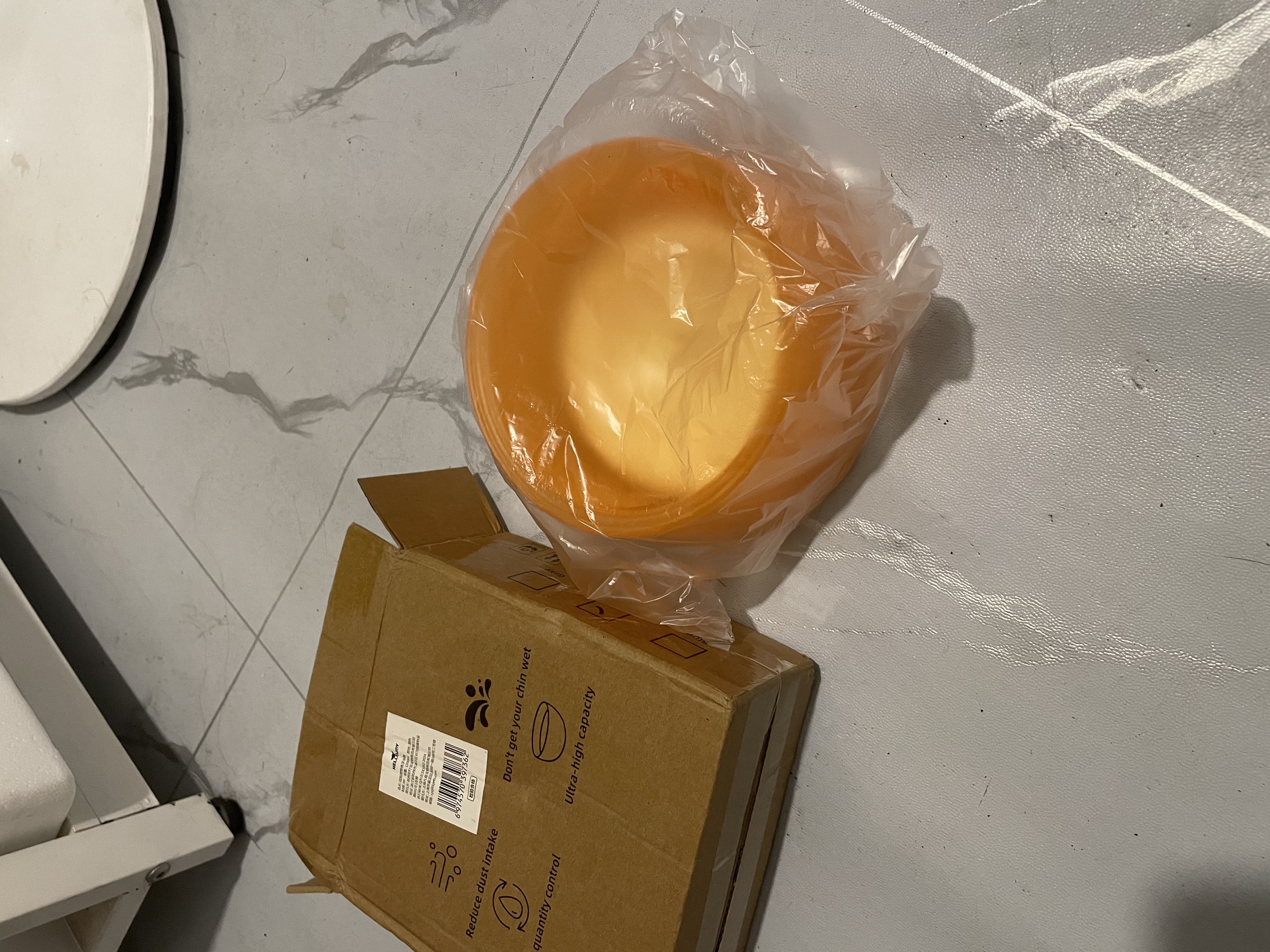 HELLOJOY宠物悬浮碗狗碗猫碗不湿嘴水碗狗狗喝水器漂浮水盆猫咪饮水防打翻 实拍图